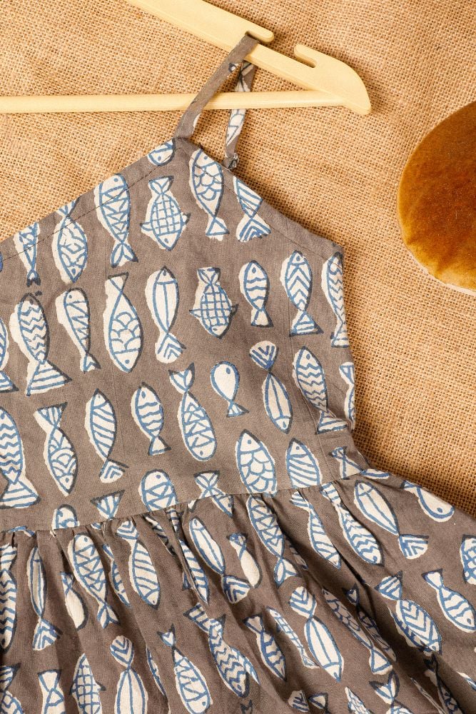 Strap crop top -8 - organic pure cotton printed crop top with adjustable strap in light brown