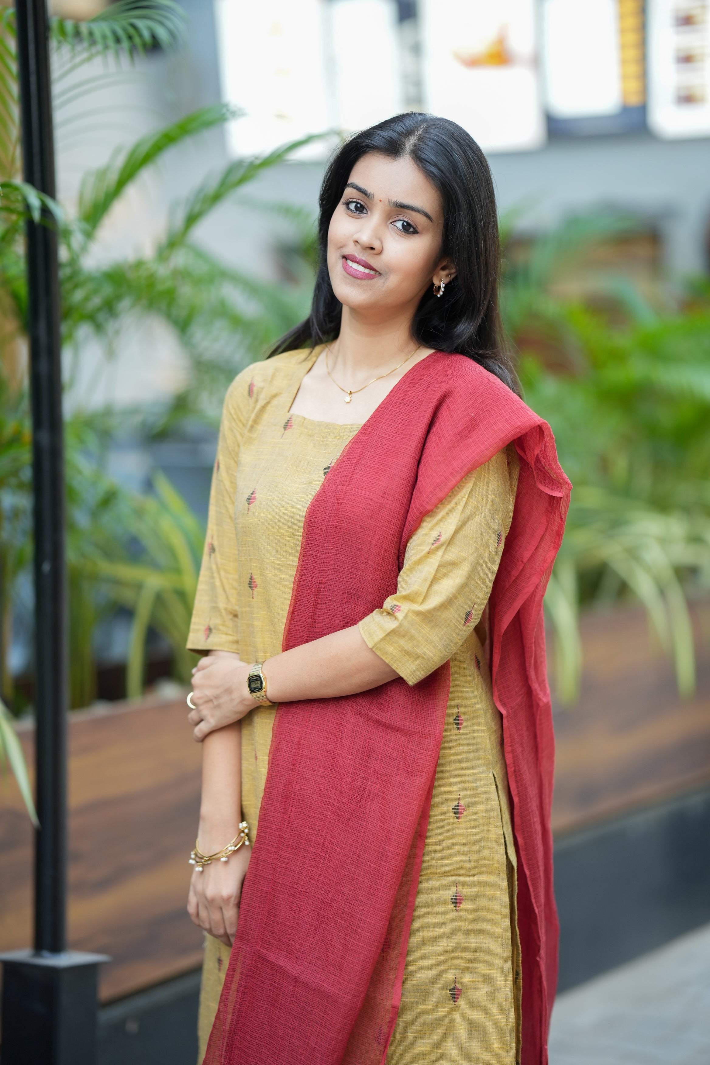 Veyil (Gold & Red) - Handloom cotton kurta set with dupatta in mustard gold with red