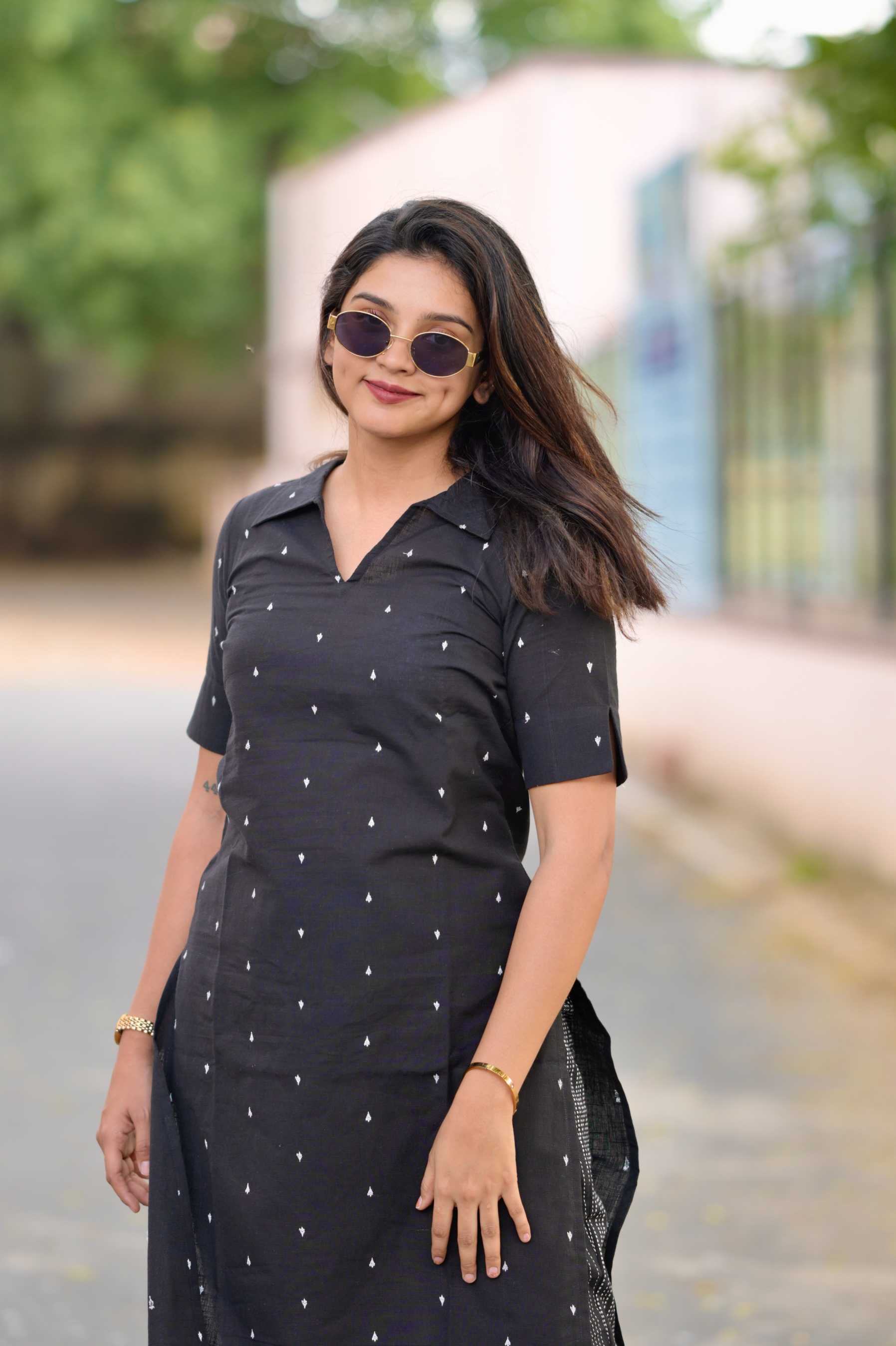 Stuty ( black) - handloom cotton coord set in black