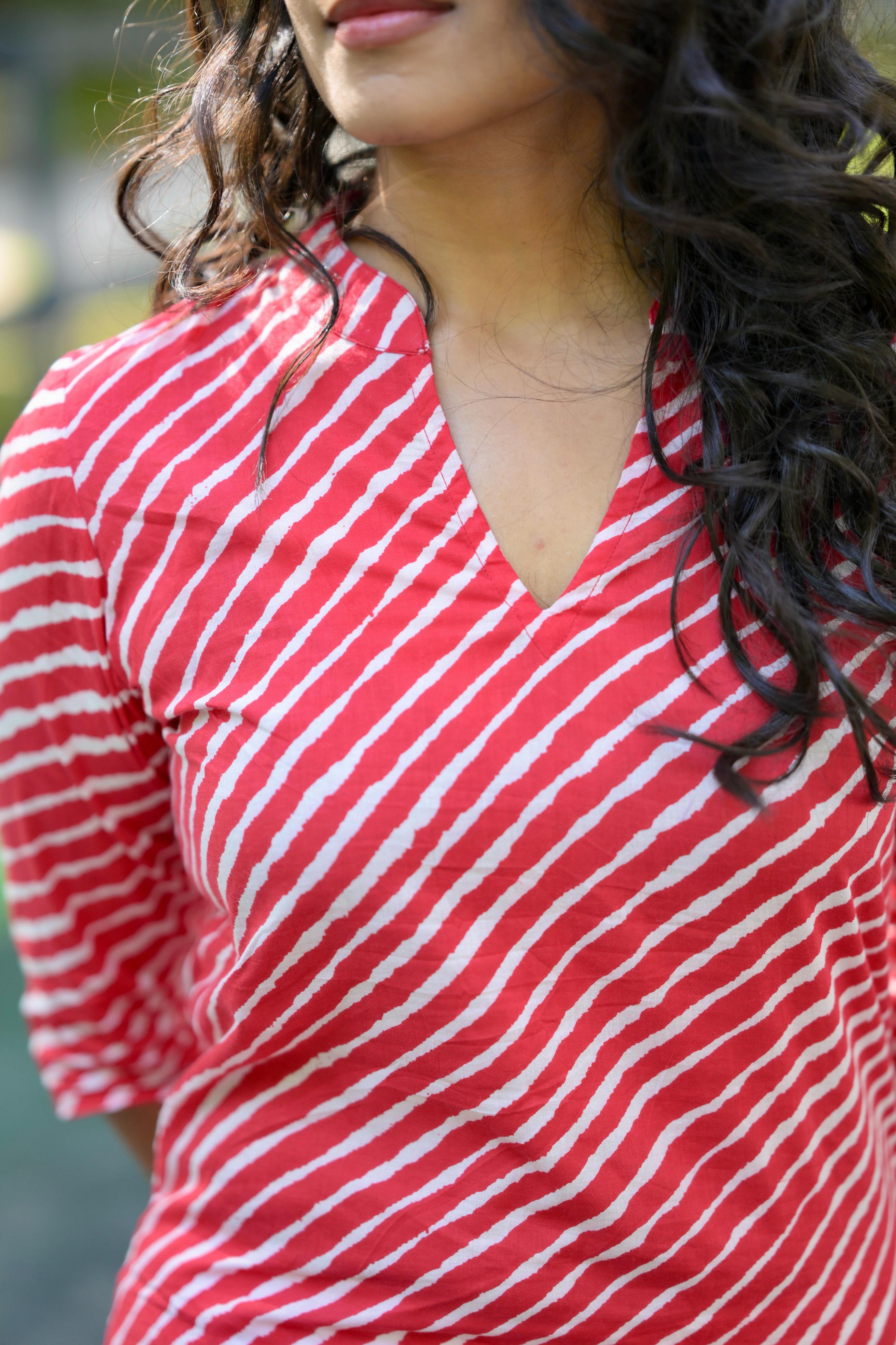 Kurti 98 -  lehriya hand block printed cotton kurta in red & white