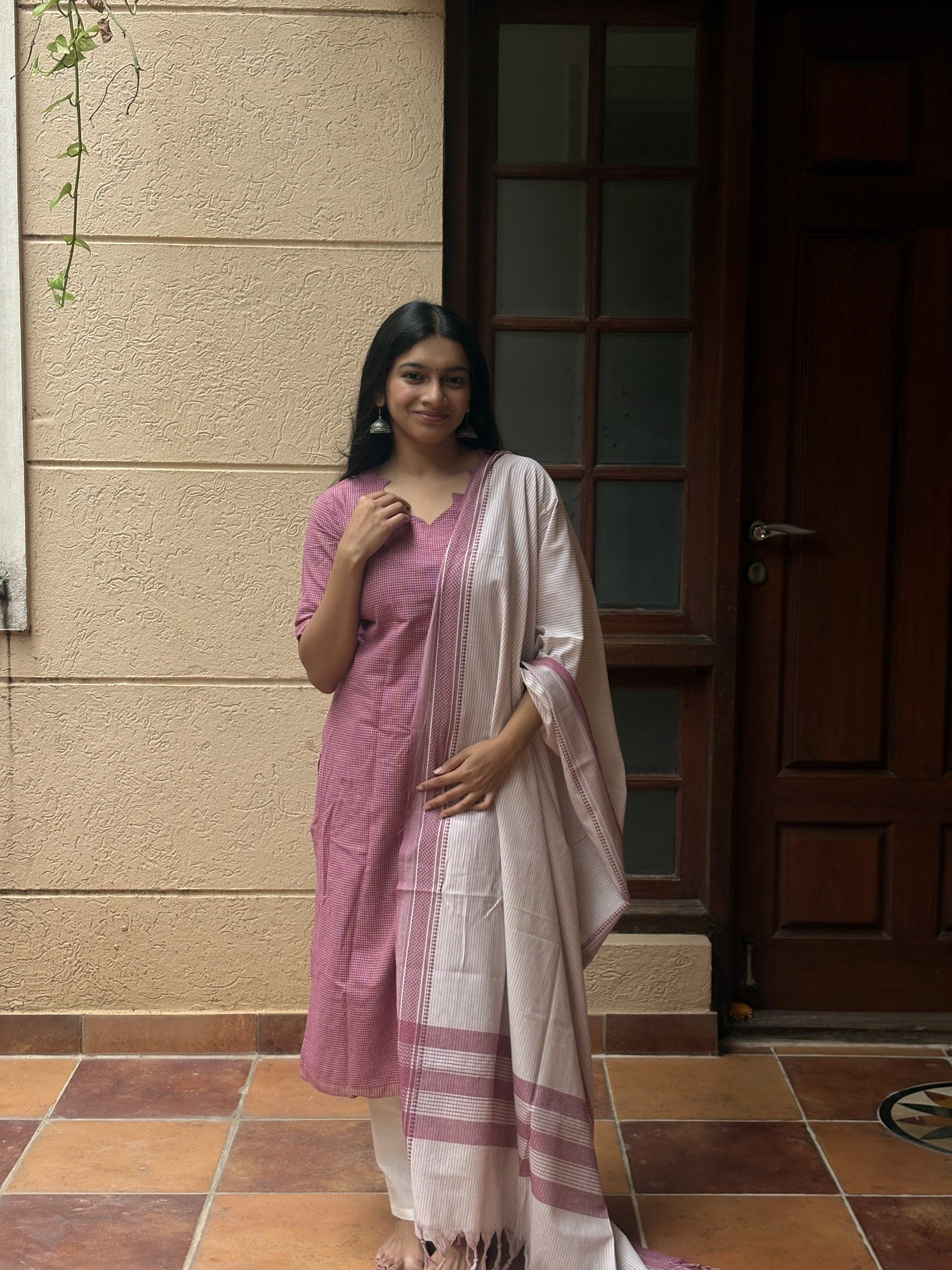 Ilaveni (Rose Pink) – Subtle Checks Handloom Cotton Kurta Set with Dupatta in Rose Pink