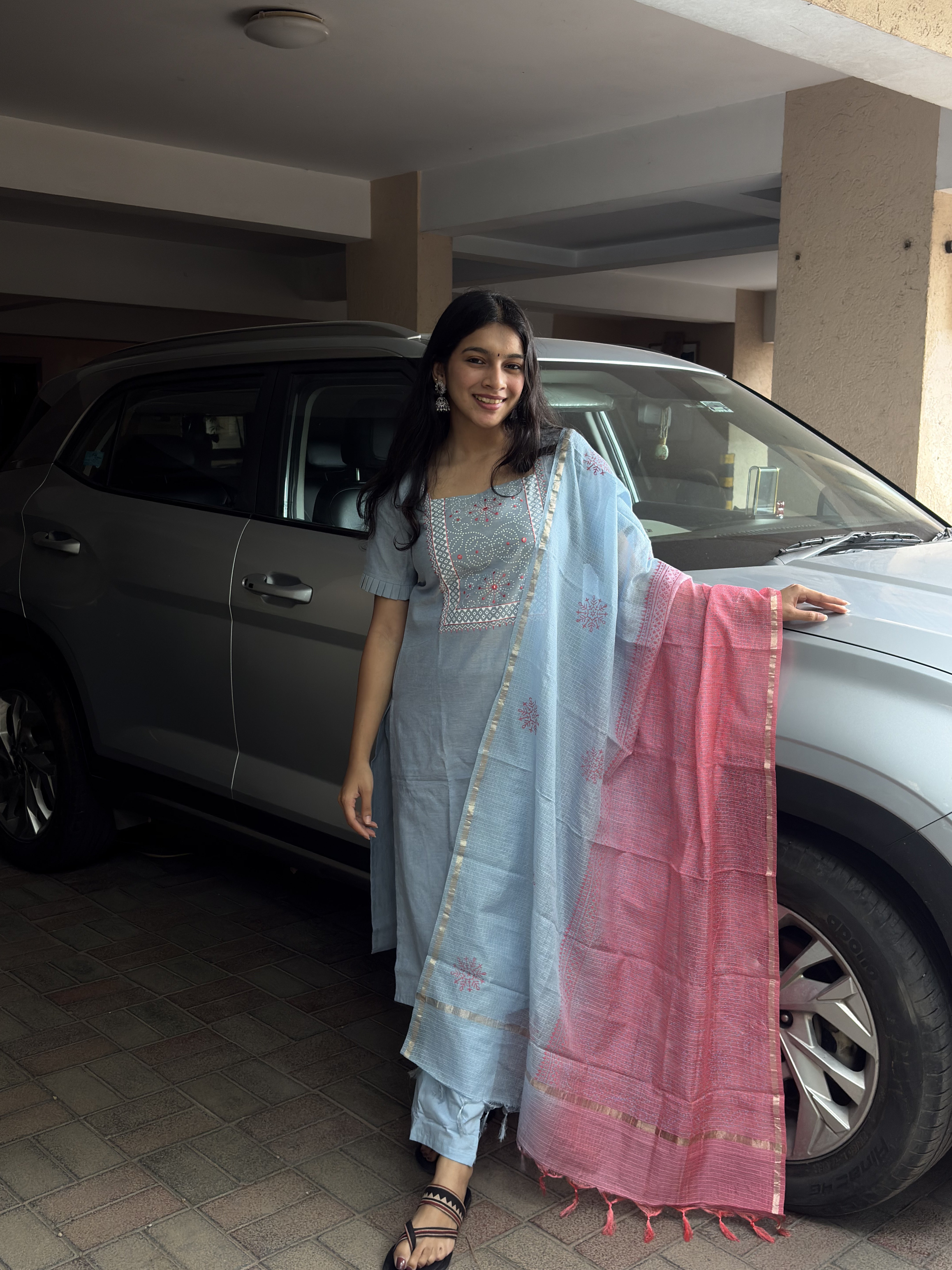Pallavi (Ice Blue) - Pure Handloom Linen Cotton Suit Set with Bandhej Work