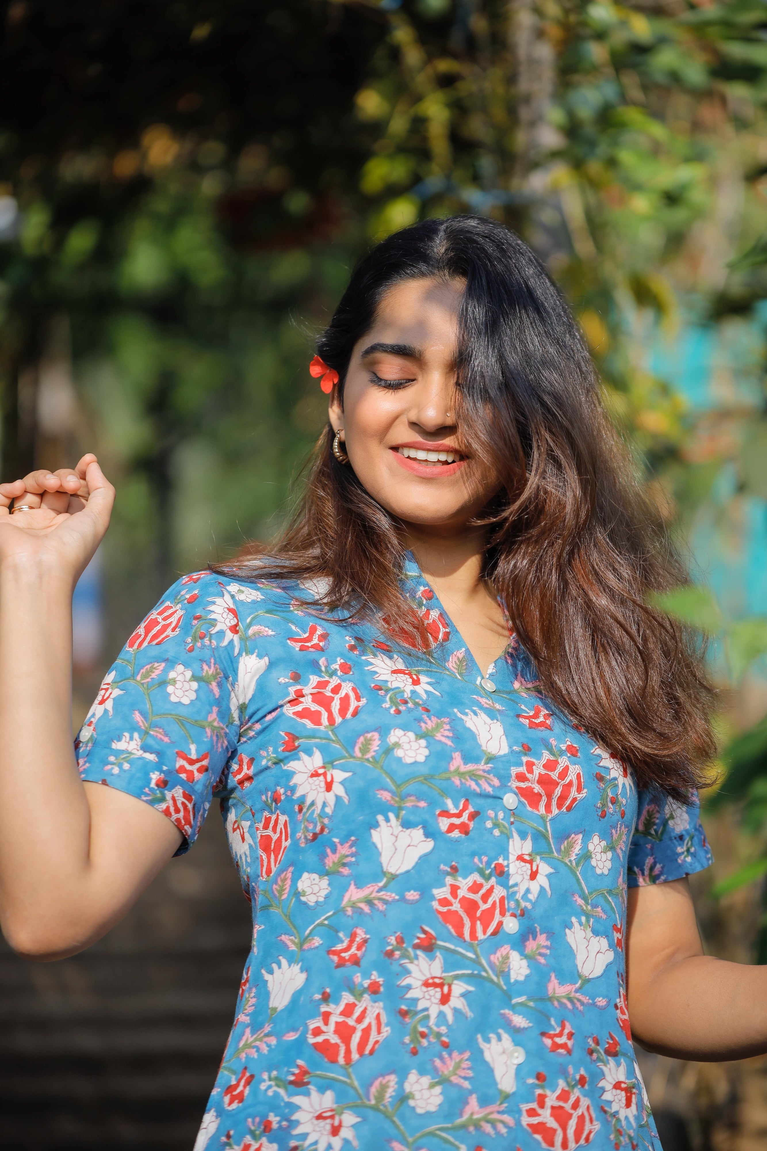 Dress 19 - blue floral cotton dress with pockets on both sides