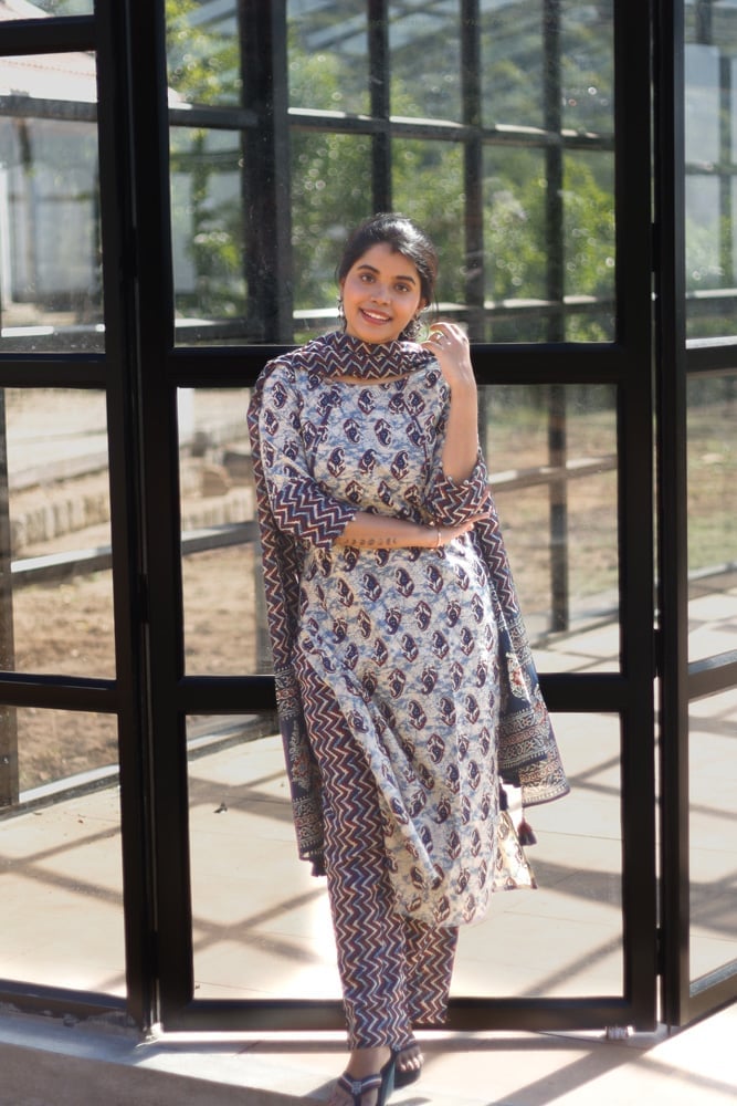 Svara suit set - hand block kheri printed cotton suit set in Indigo and maroon with matching dupatta