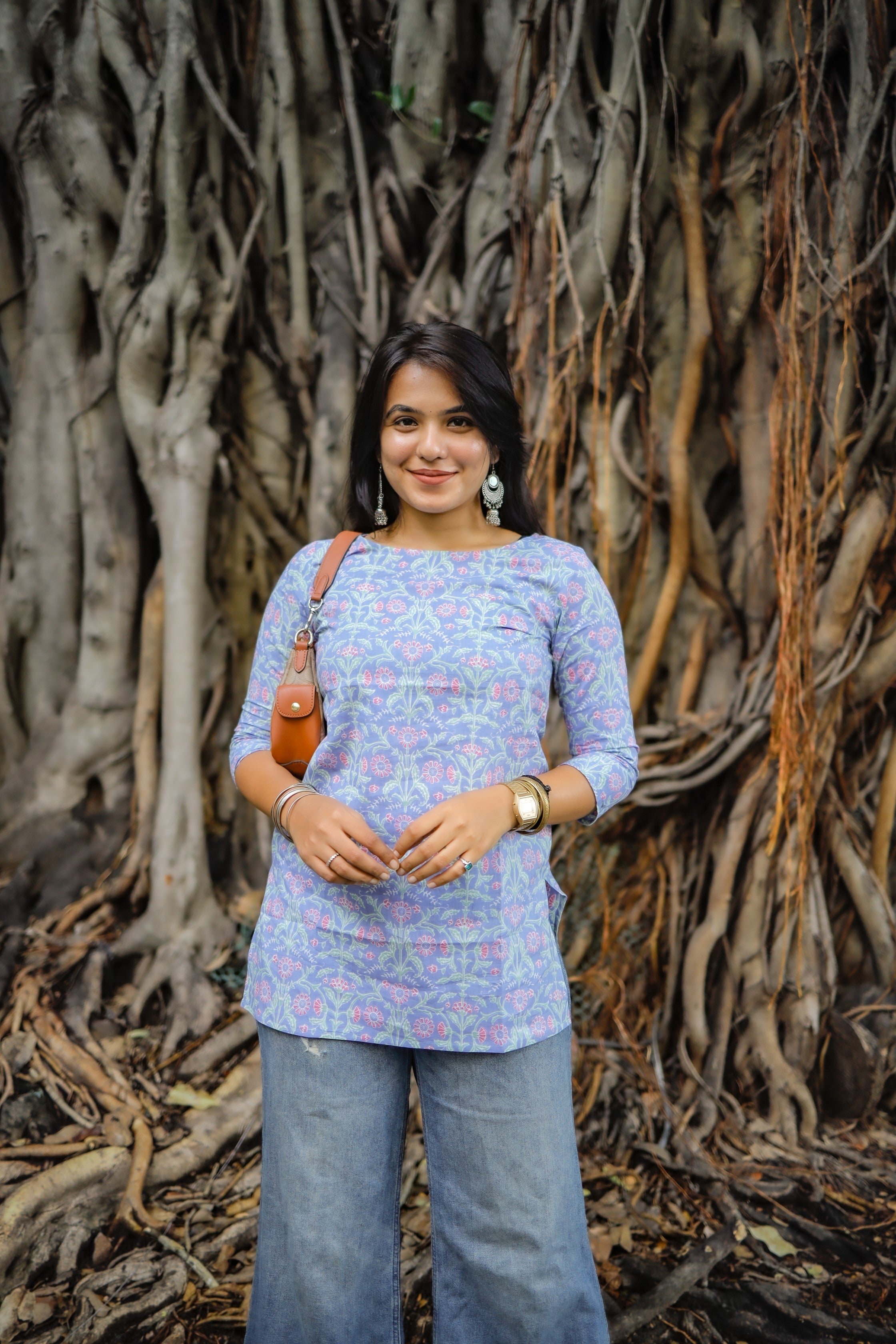 Short Kurti For Denim Kurti Style Girls Kurti Over Jeans Short