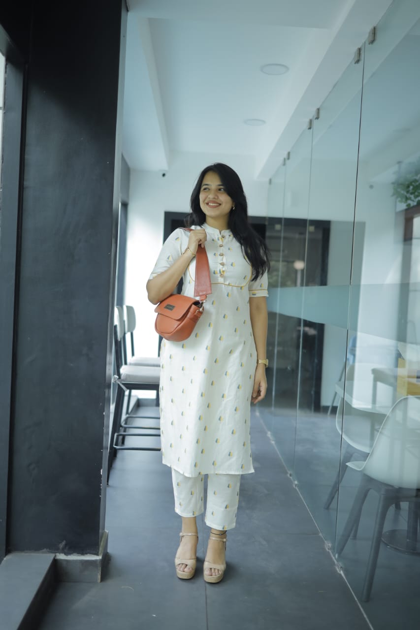 Thooriga coord set - handloom cotton with smart collar neck kurta set in off white