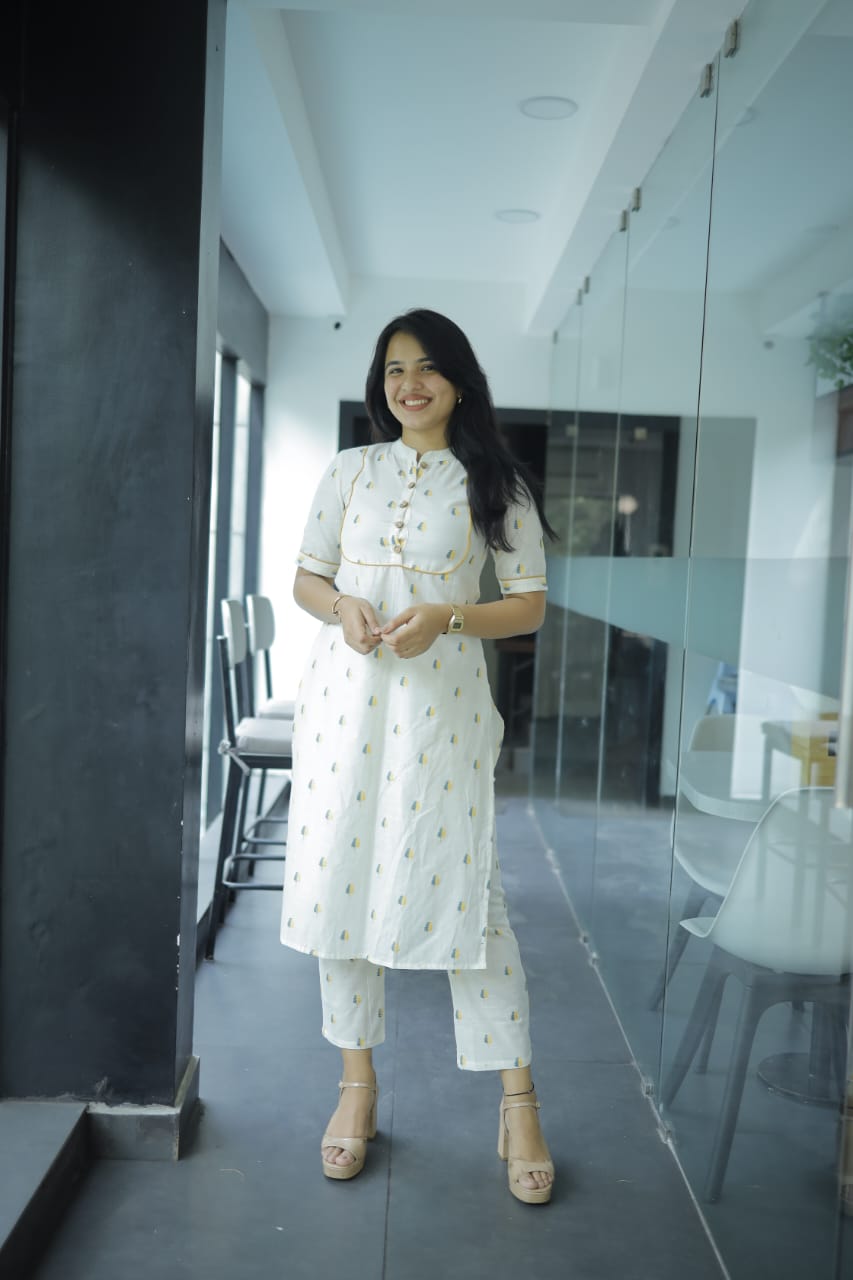 Thooriga coord set - handloom cotton with smart collar neck kurta set in off white