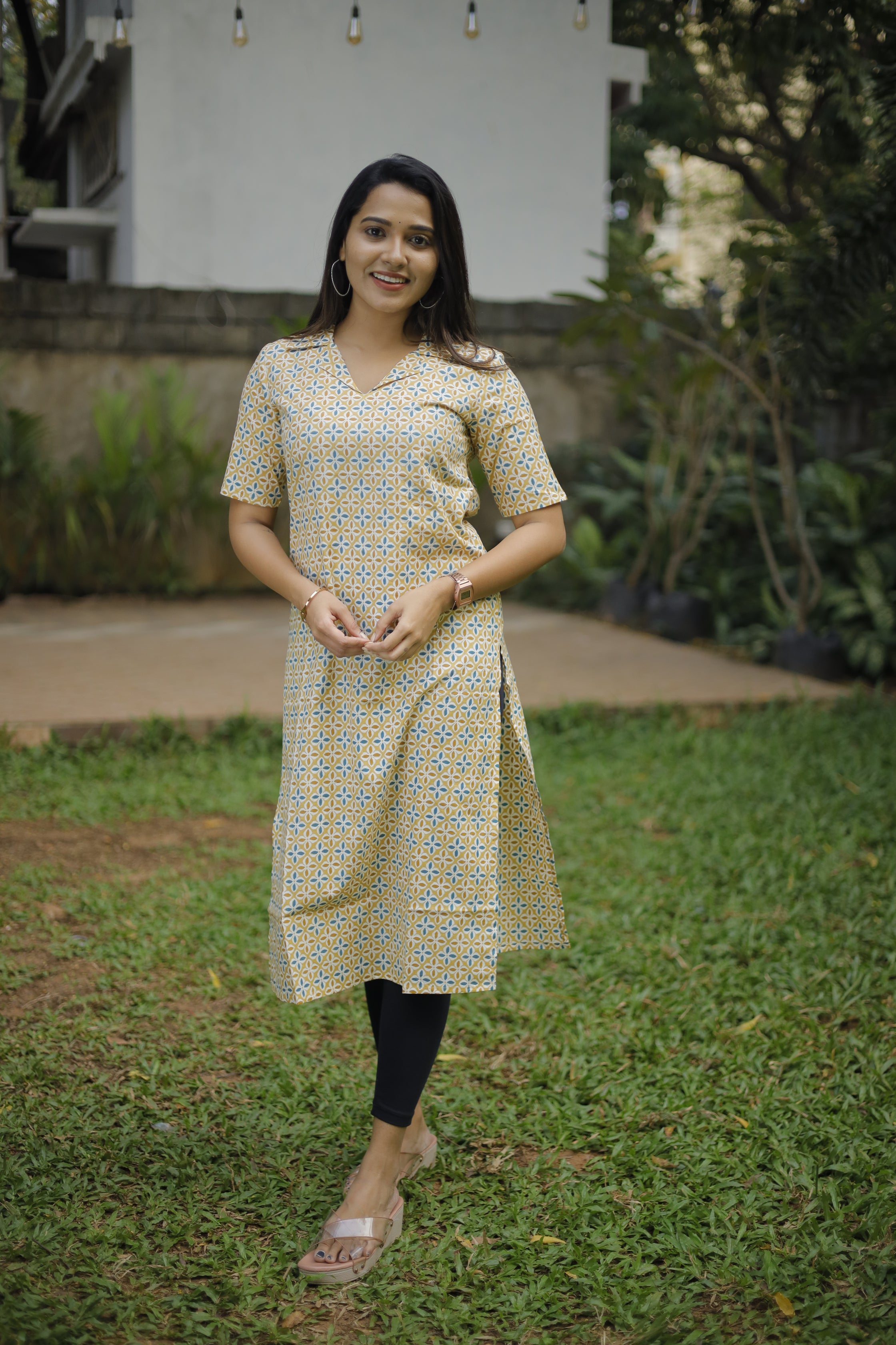 Kurti -122 floral motif printed cotton kurti in yellow and blue
