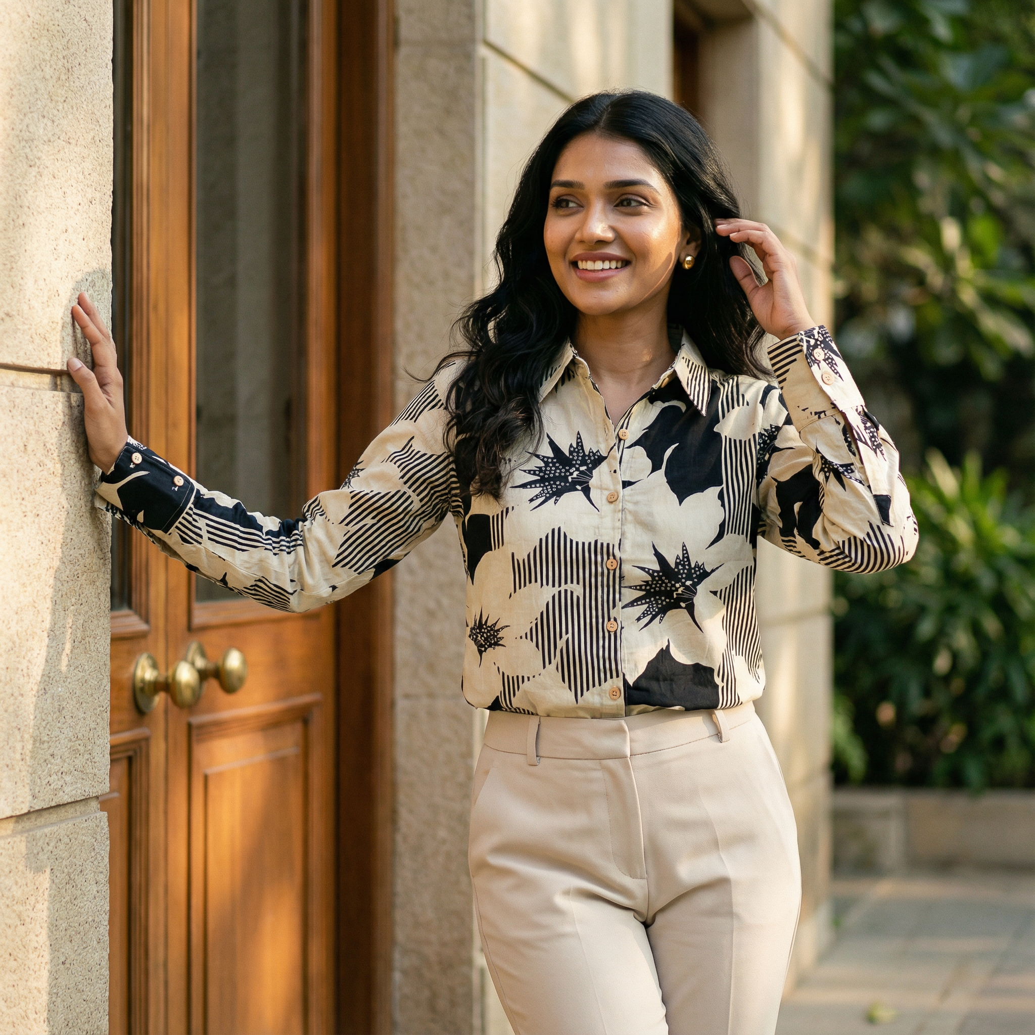 Women's shirt 20- Floral printed organic cotton shirt in cream and black