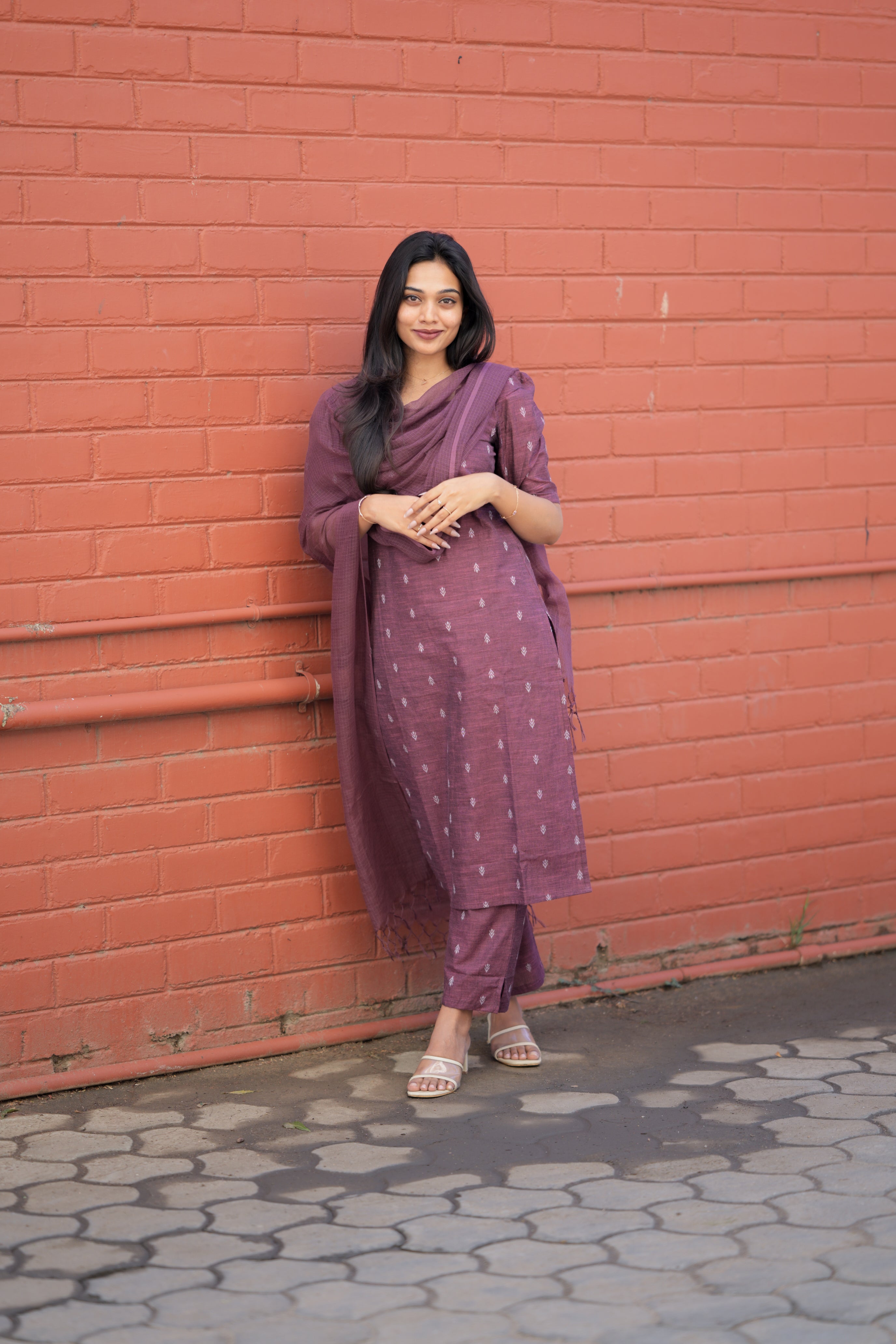 Yaanvi - linen handloom cotton suit set