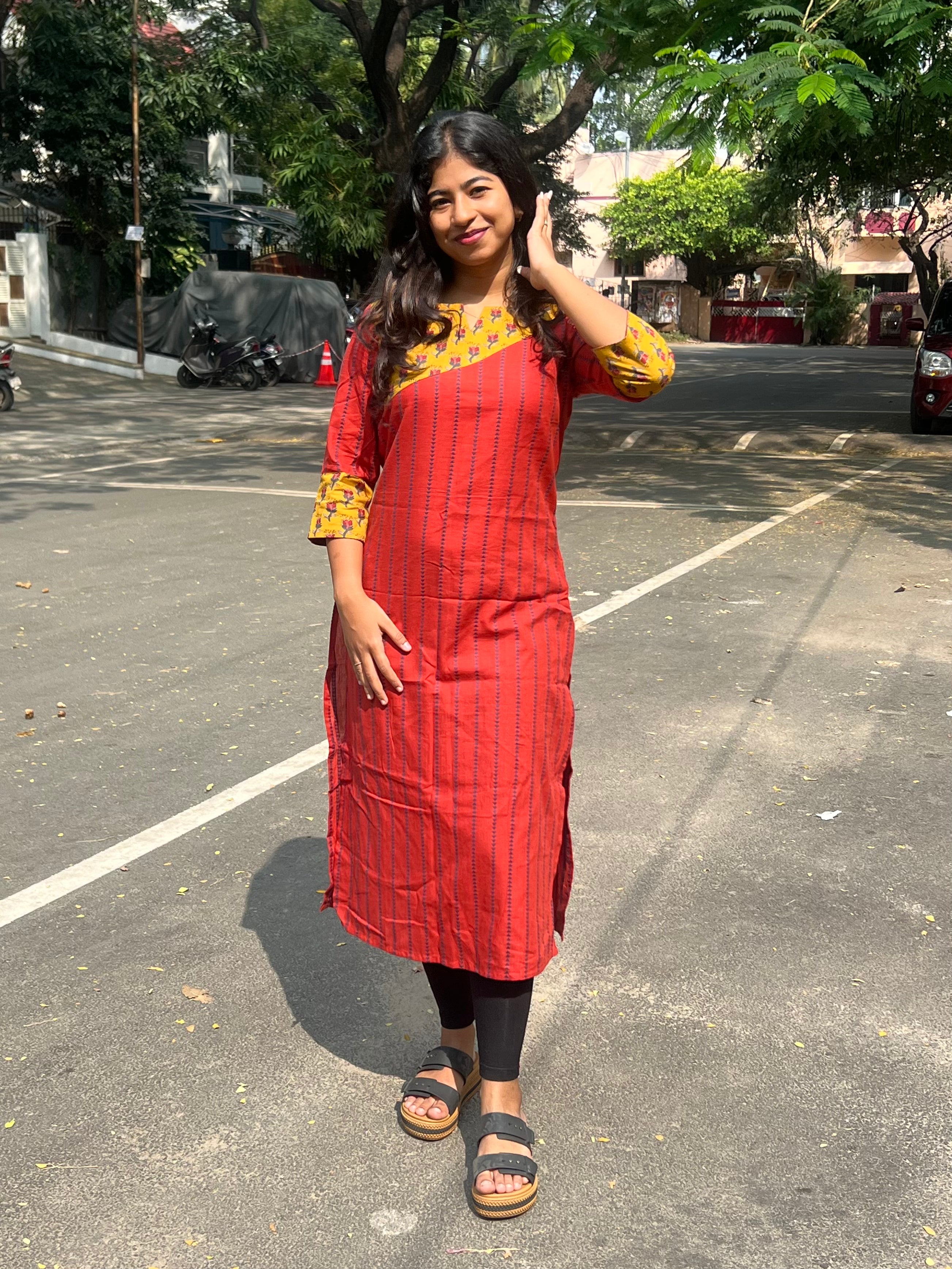 Pattern kurti 44- Handloom cotton kurti in rani pink