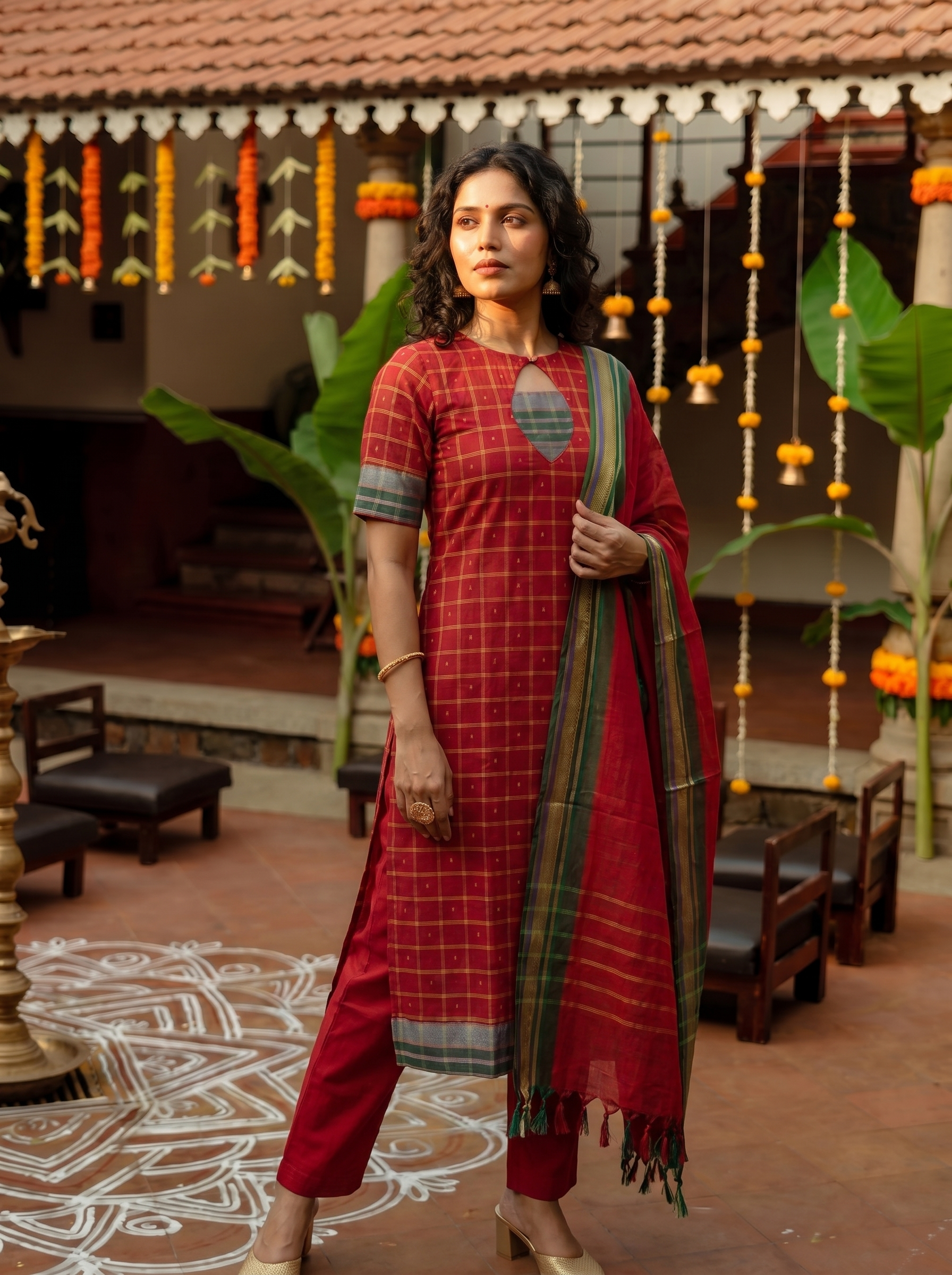 Anicham(Red) - kattam and kantha butti handwoven handloom cotton suit set in red