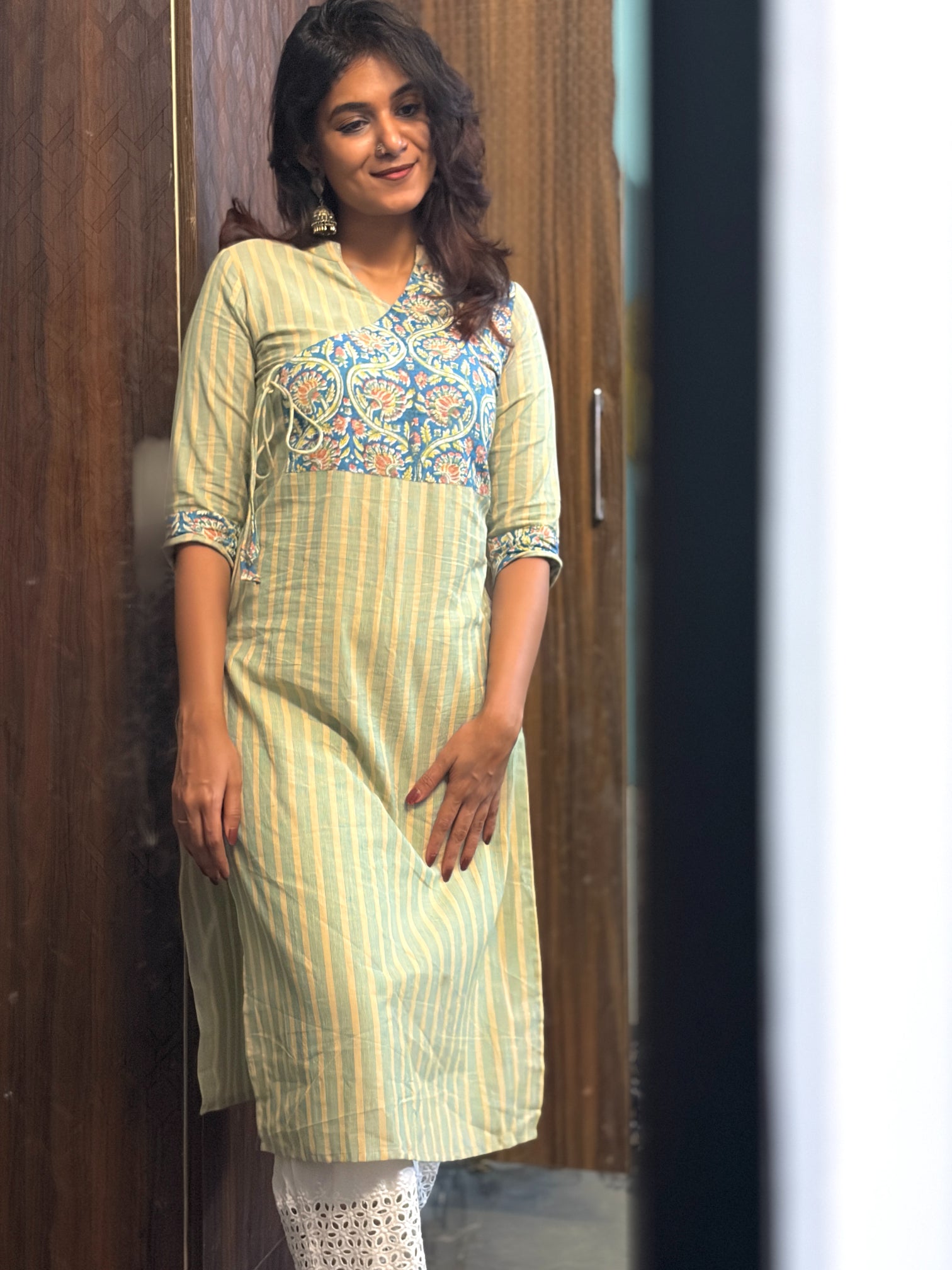 Pattern kurti 33- Handloom cotton kurti in light green