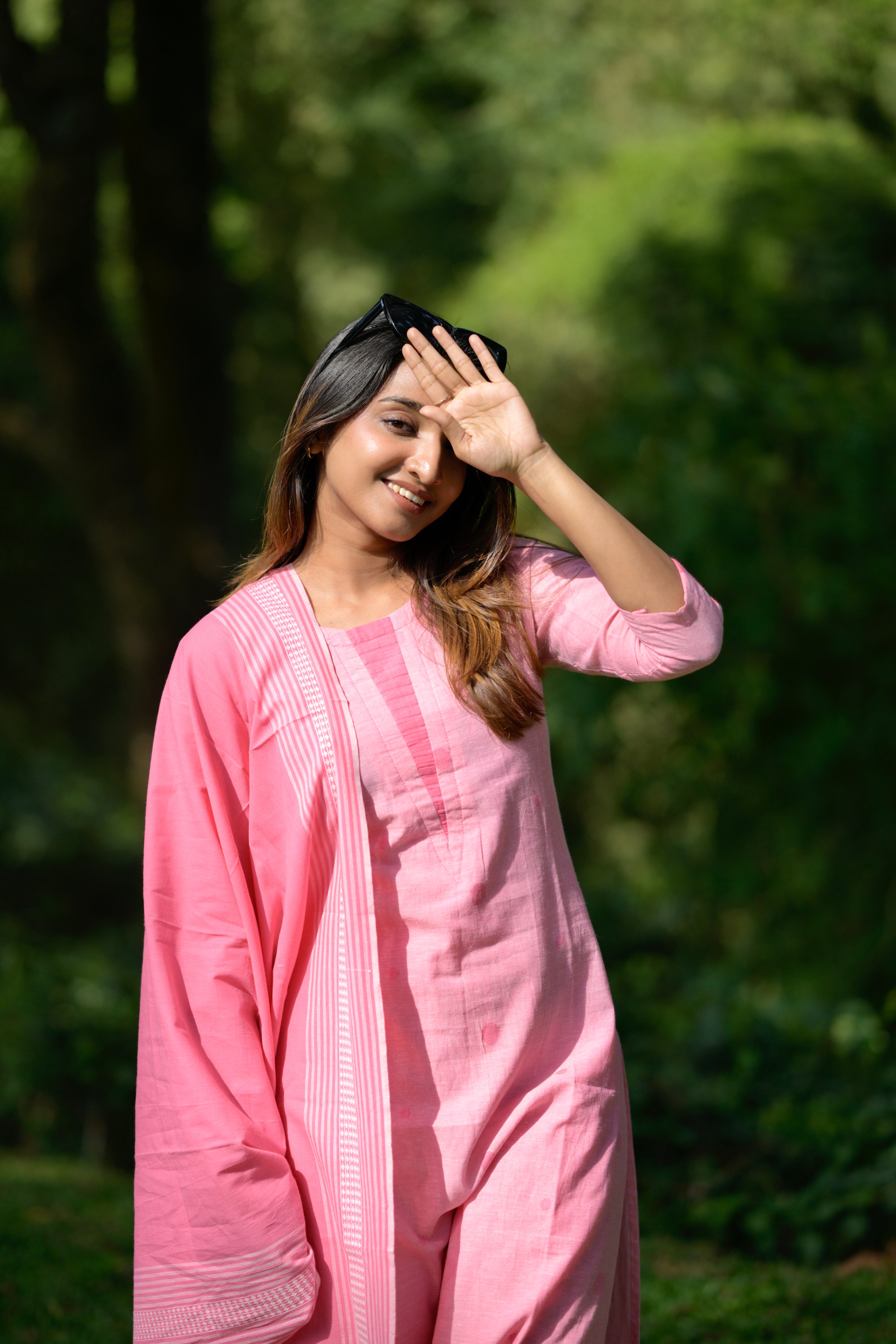 Sukeerthi pink - pure handloom cotton suit set in pink