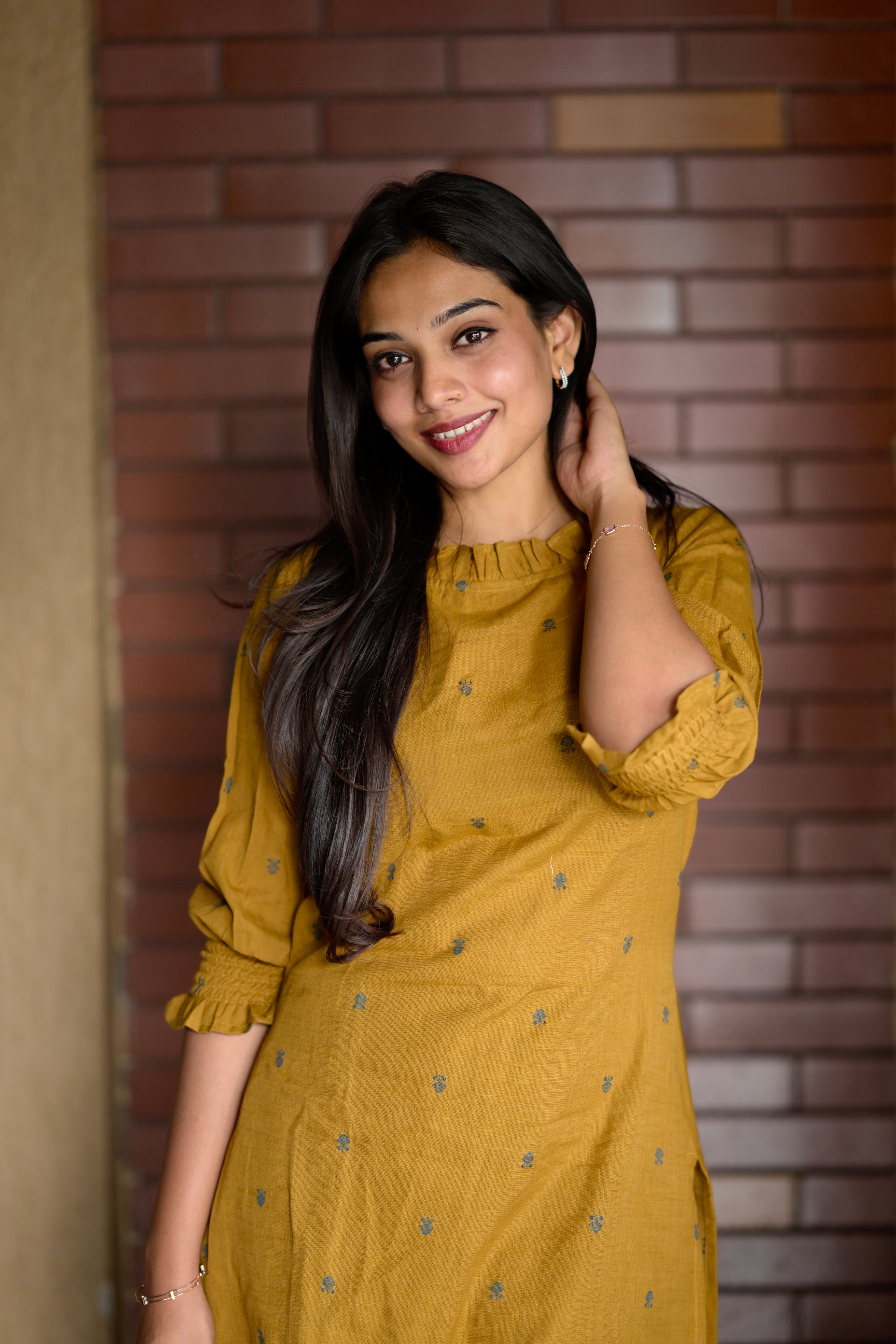 Vedhika ( mustard ) - handloom cotton kurta set in mustard and green