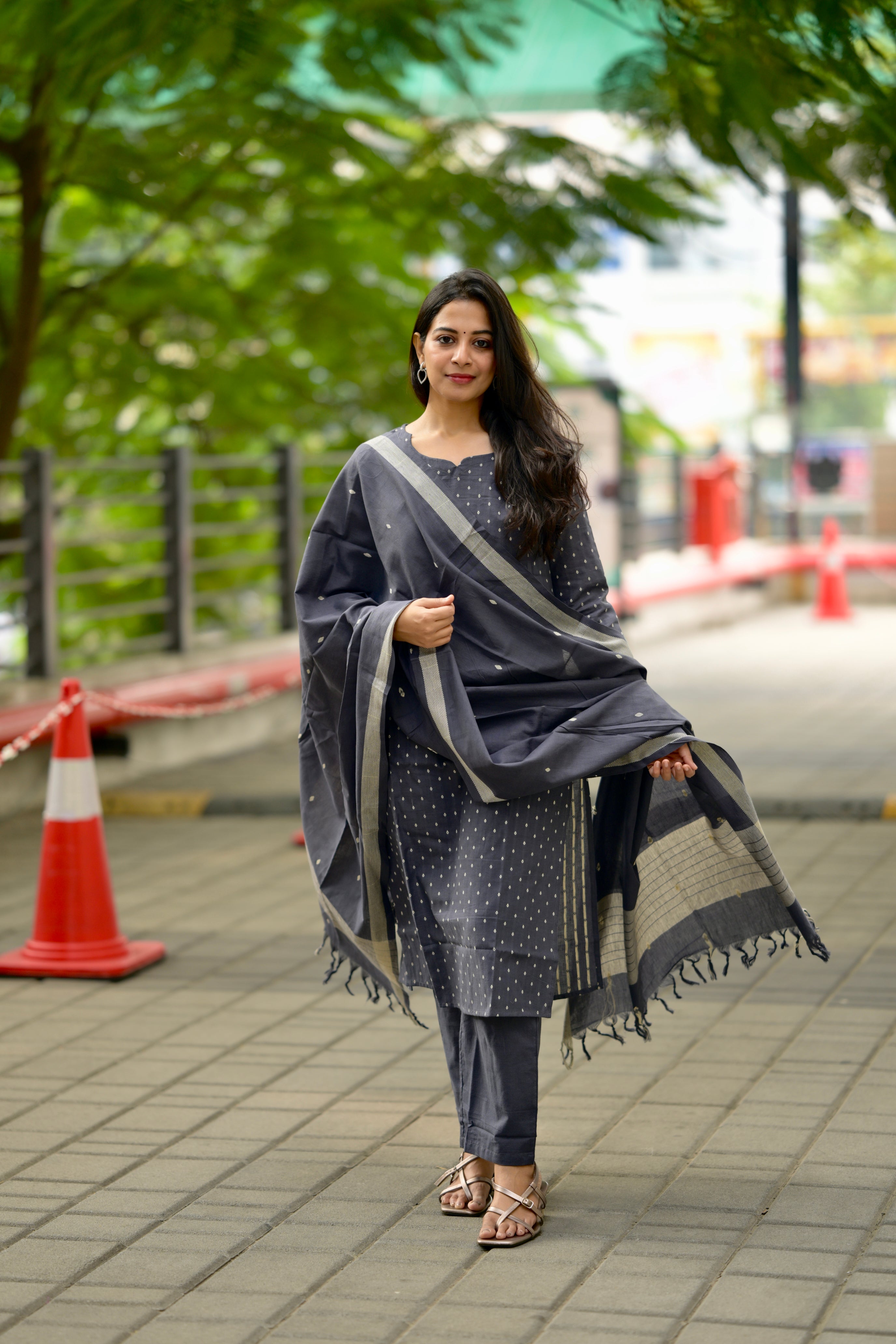 Amala (grey) - handloom cotton suit set in grey colour