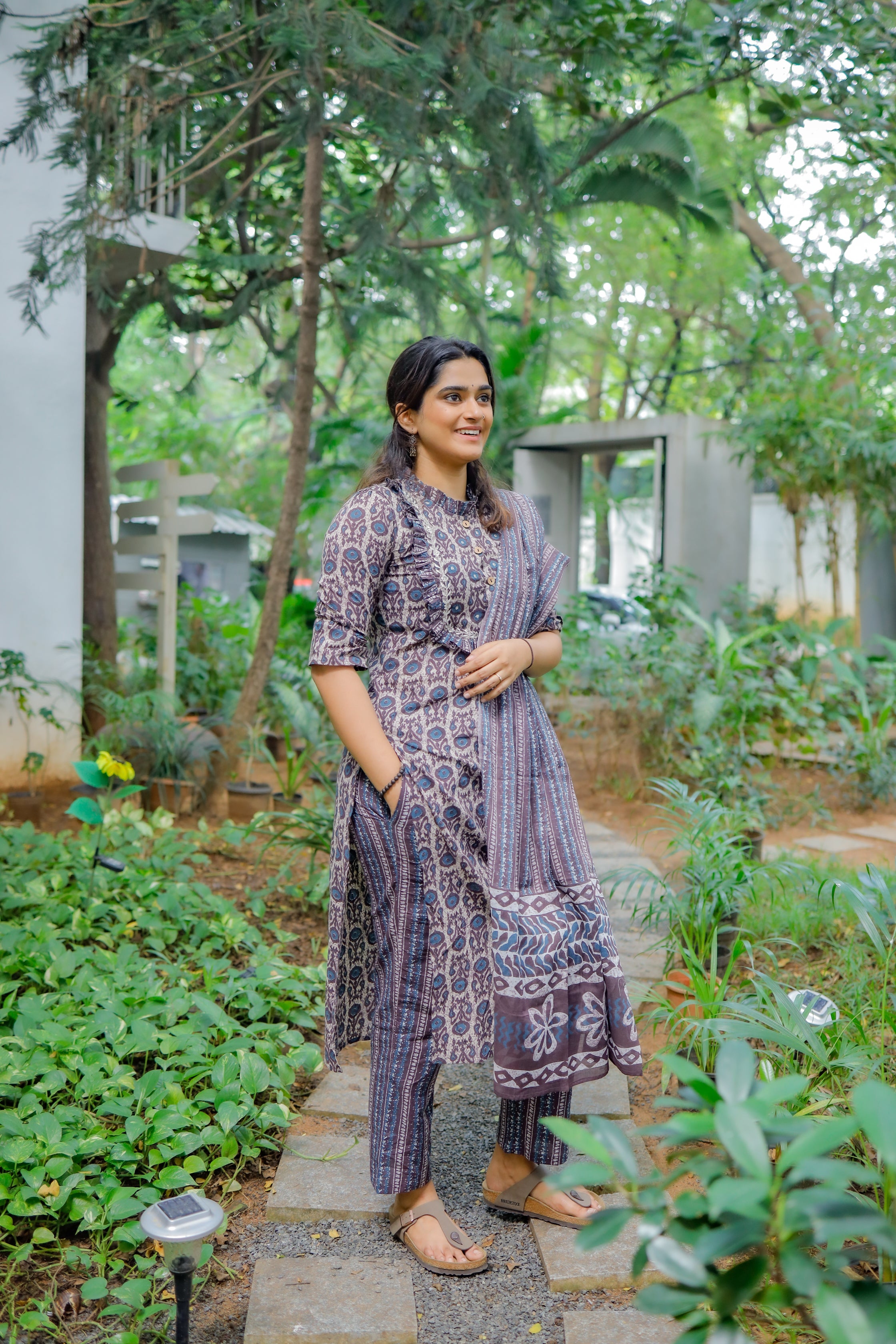 Vidhusha - organic cotton suit set in elephant grey