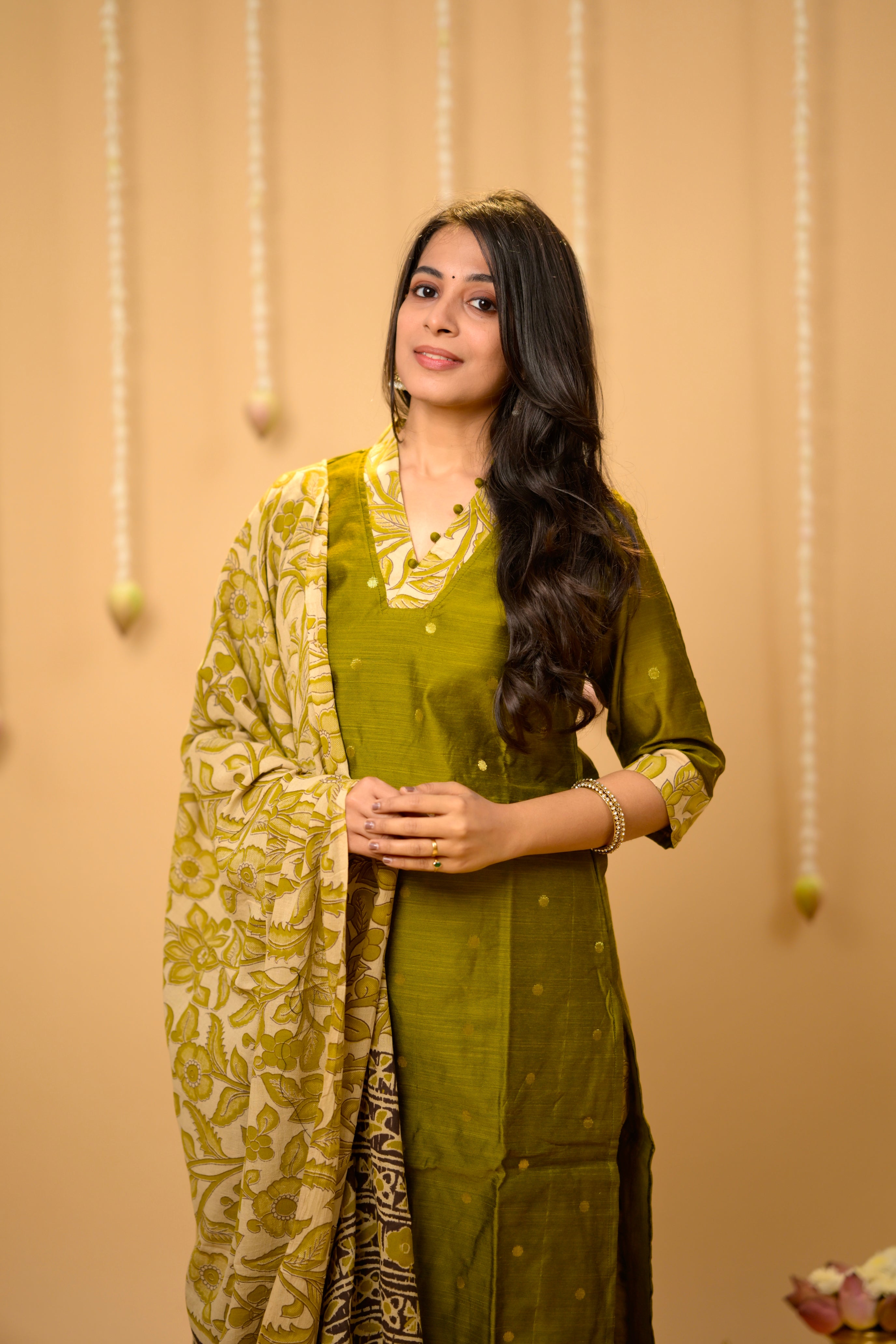 Kothai (green) - handloom silk by cotton suit set with hand painted kalamkari dupatta in green