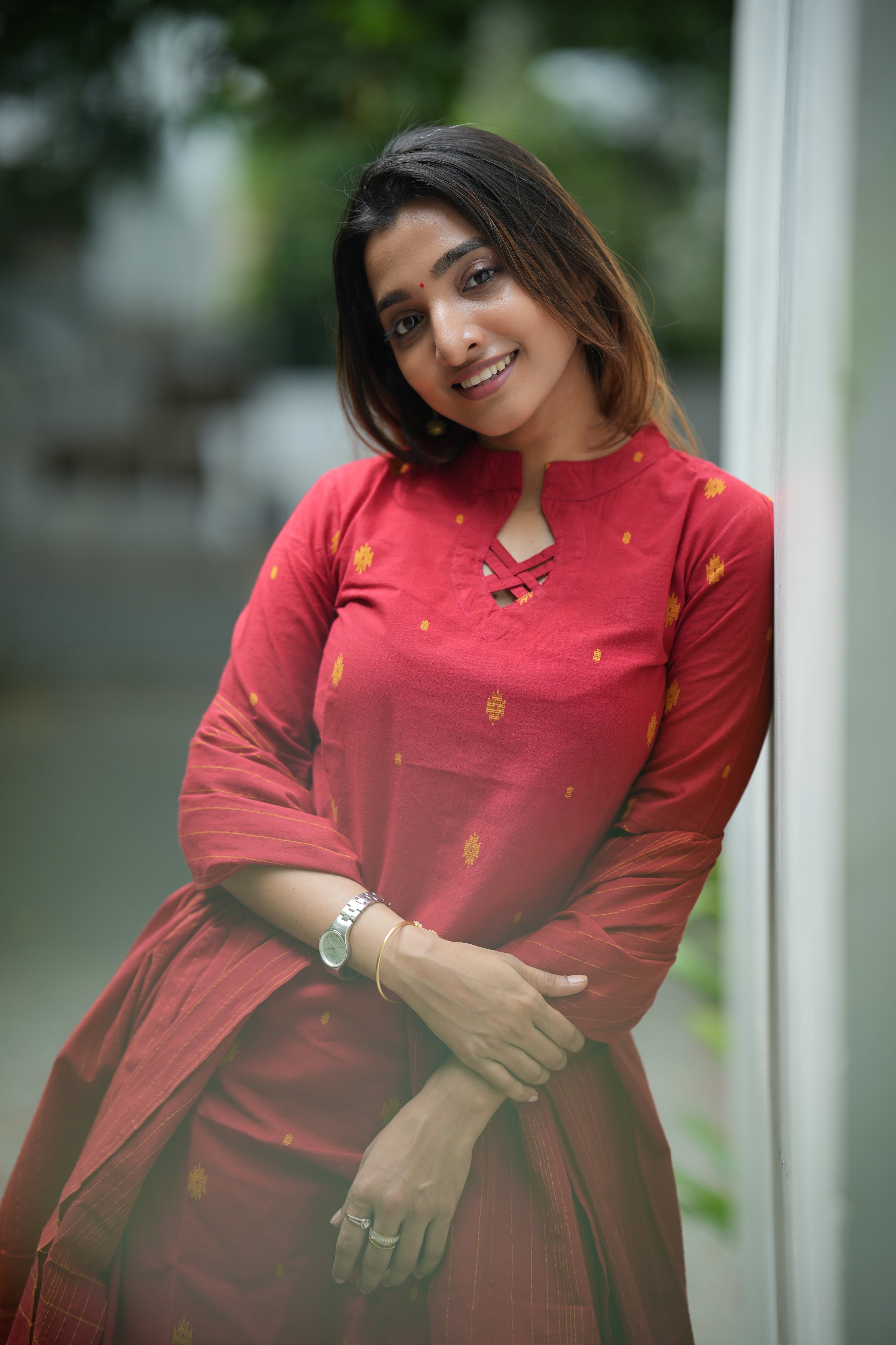 Sindoorika (red) - handloom cotton suit set in vermillion red