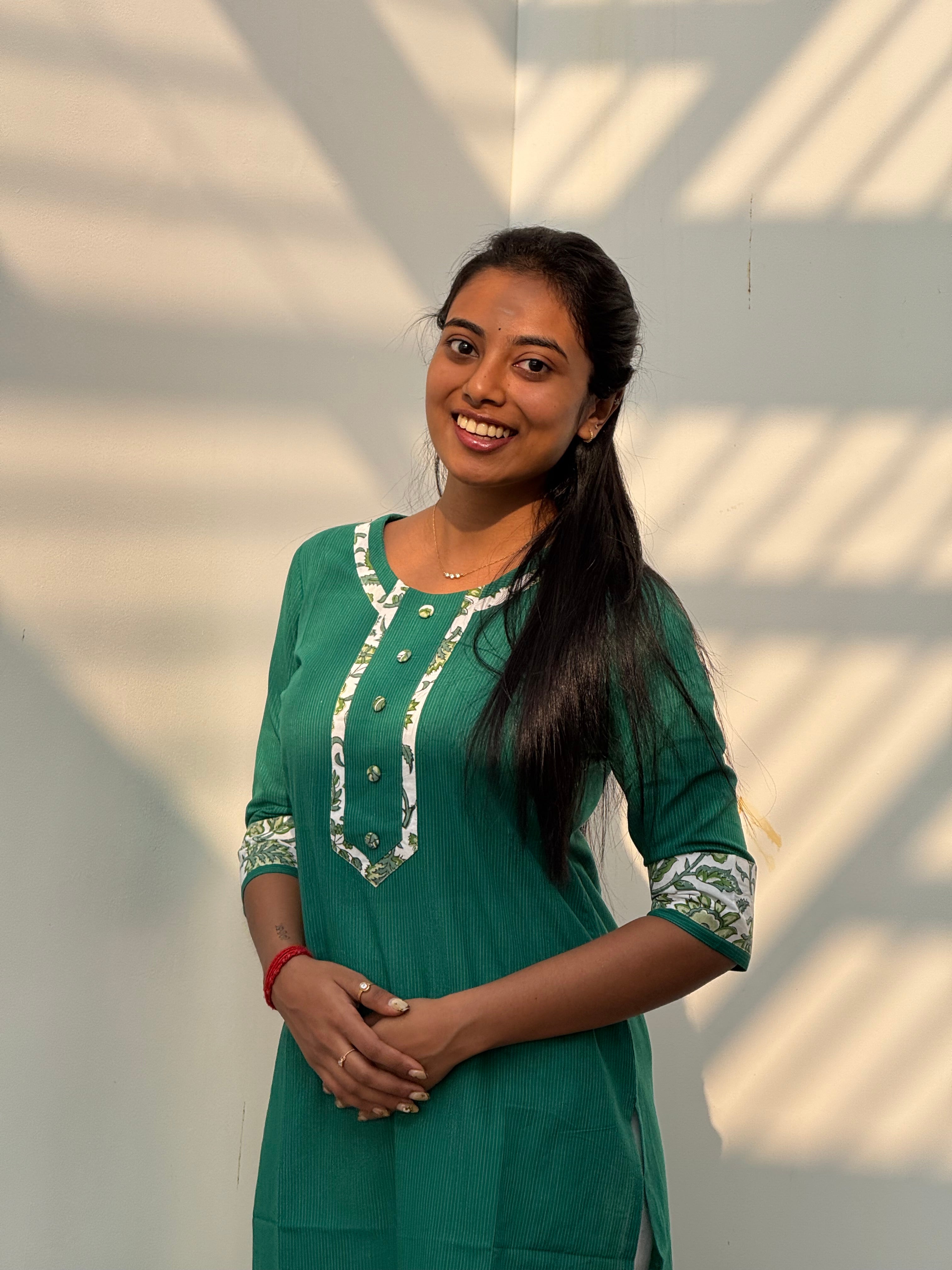 Pattern kurti 53- Handloom cotton kurti in dark green