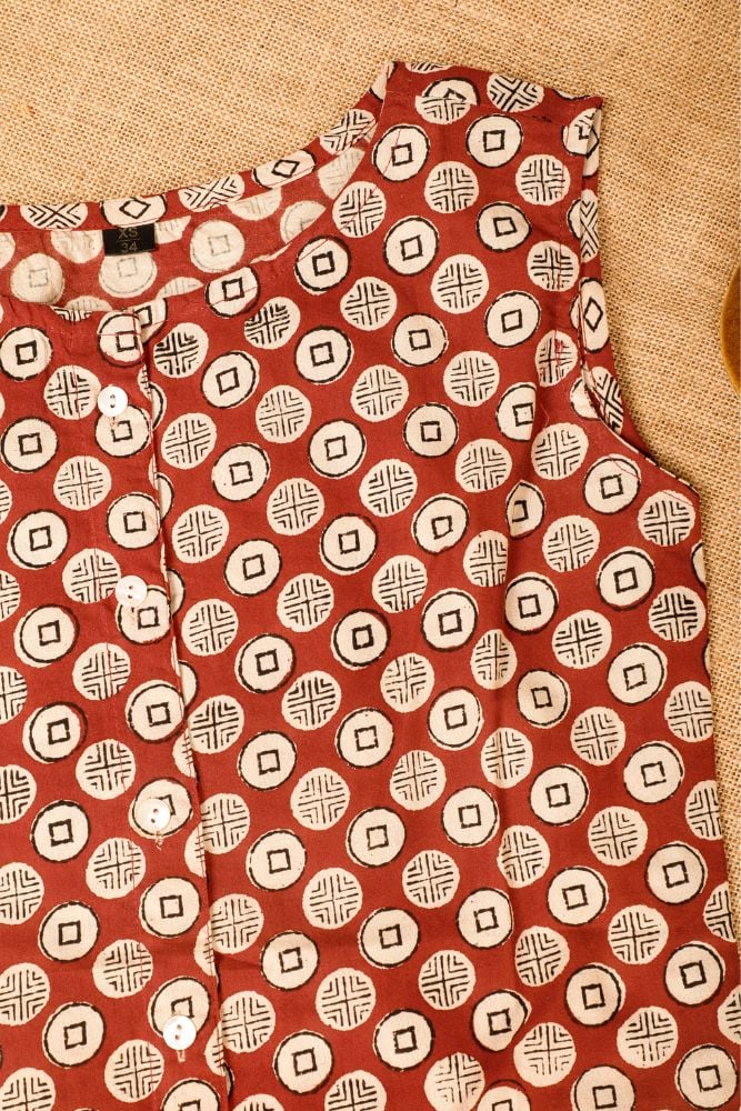 button crop top - 4 - Organic  pure cotton printed button crop top in red ( feeding friendly)