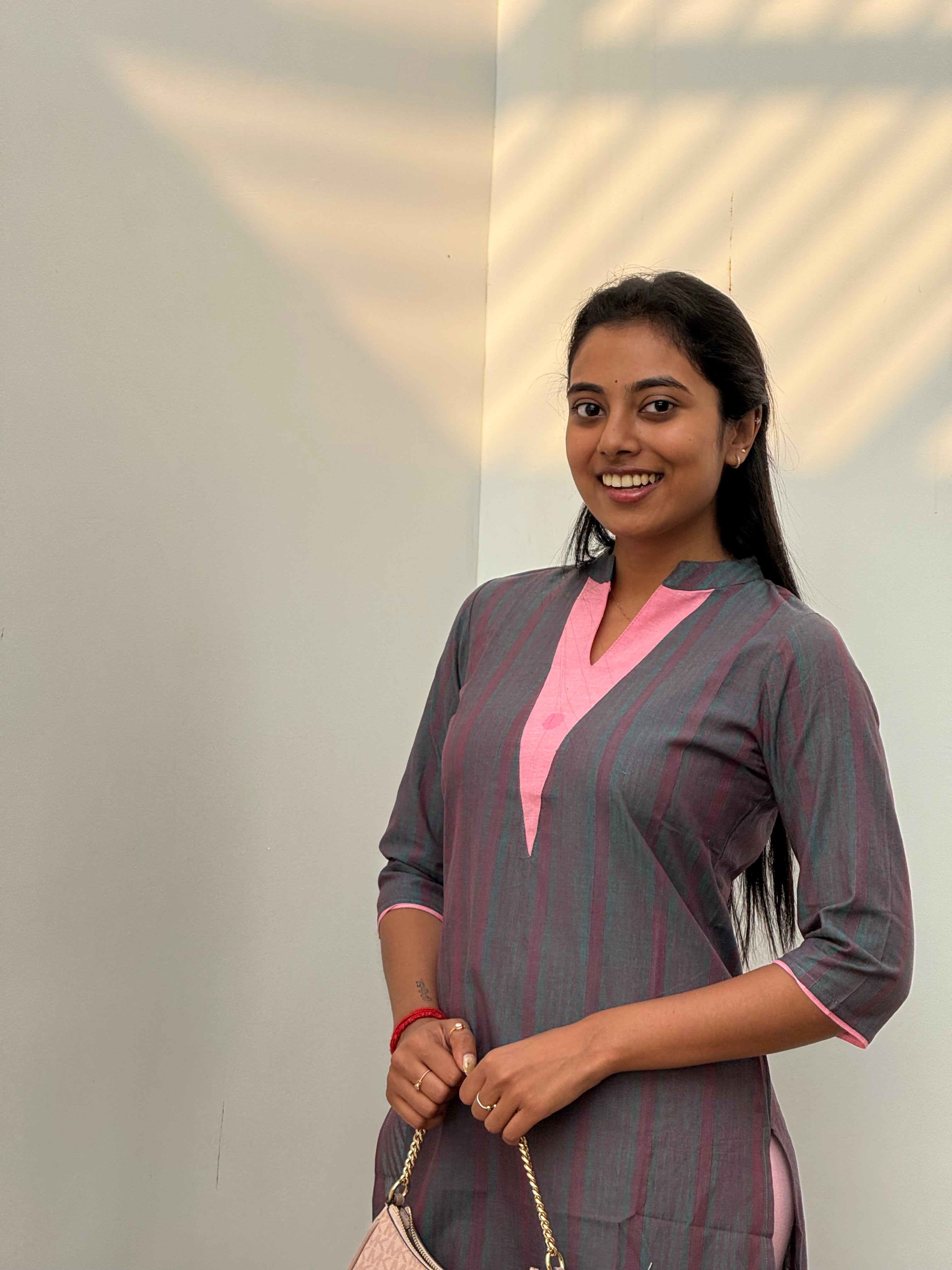 Pattern kurti 54- Handloom cotton kurti in dark grey & pink