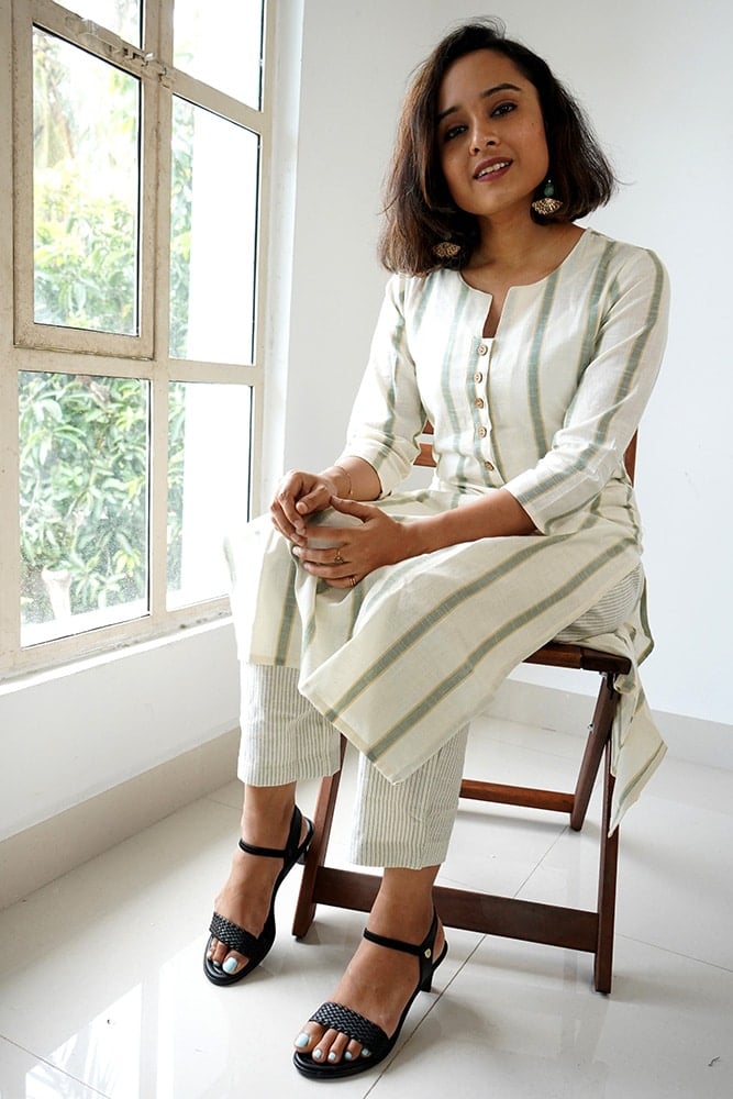 Naisha co -ords - Handloom linen cotton striped kurta set in white