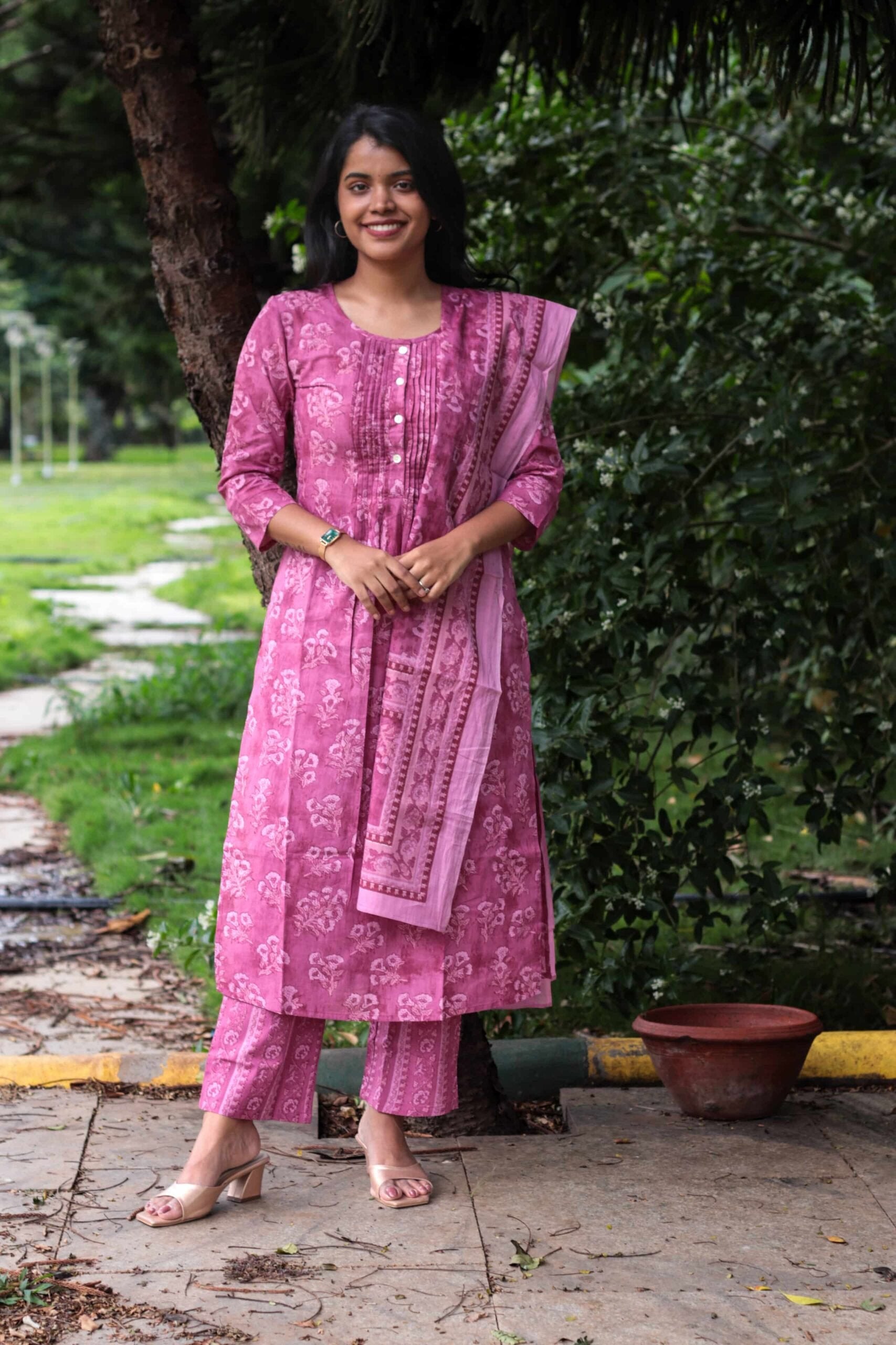 Sahaana suit set - monotone organic cotton suit set in pink with matching dupatta