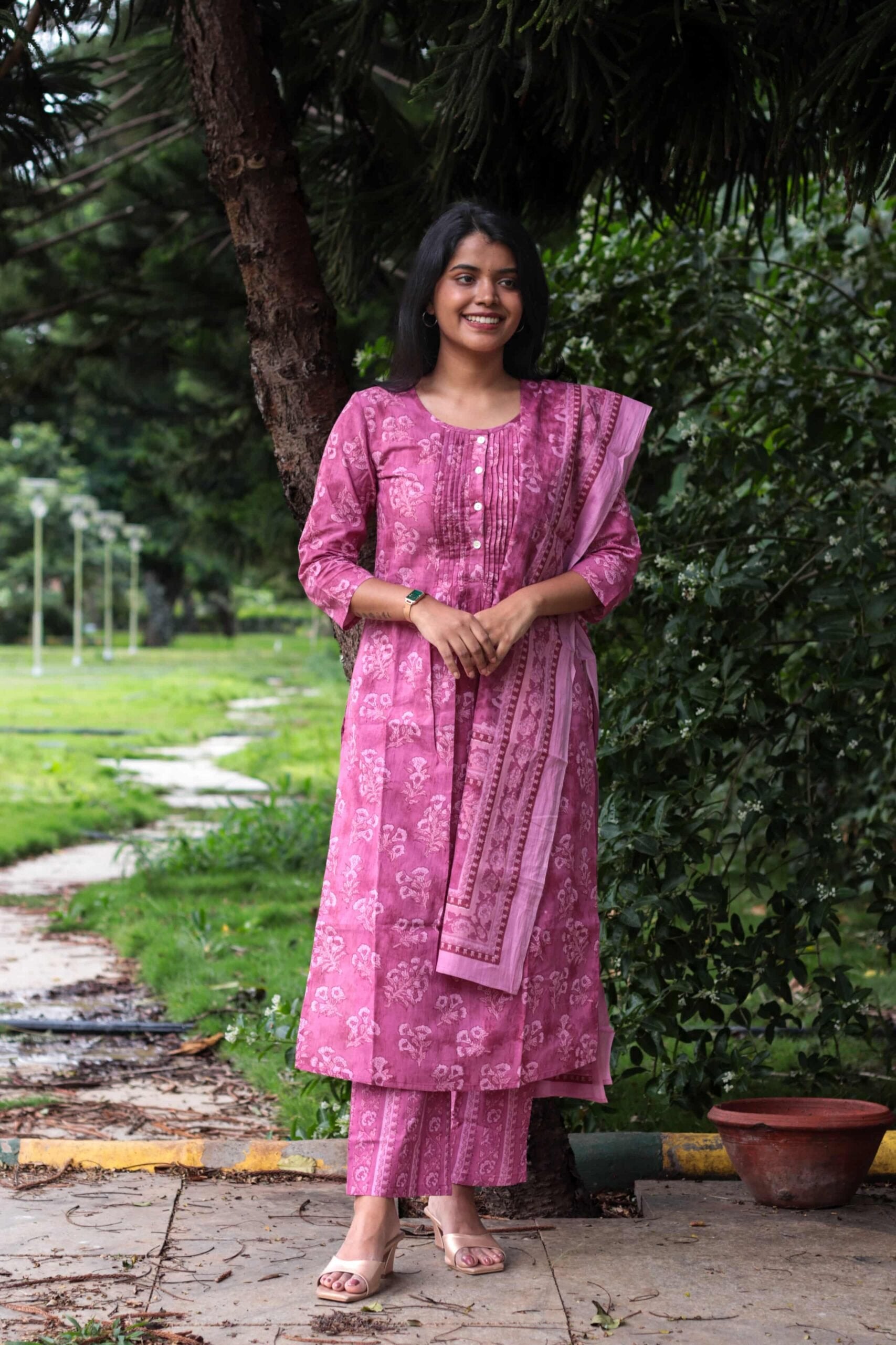 Sahaana suit set - monotone organic cotton suit set in pink with matching dupatta