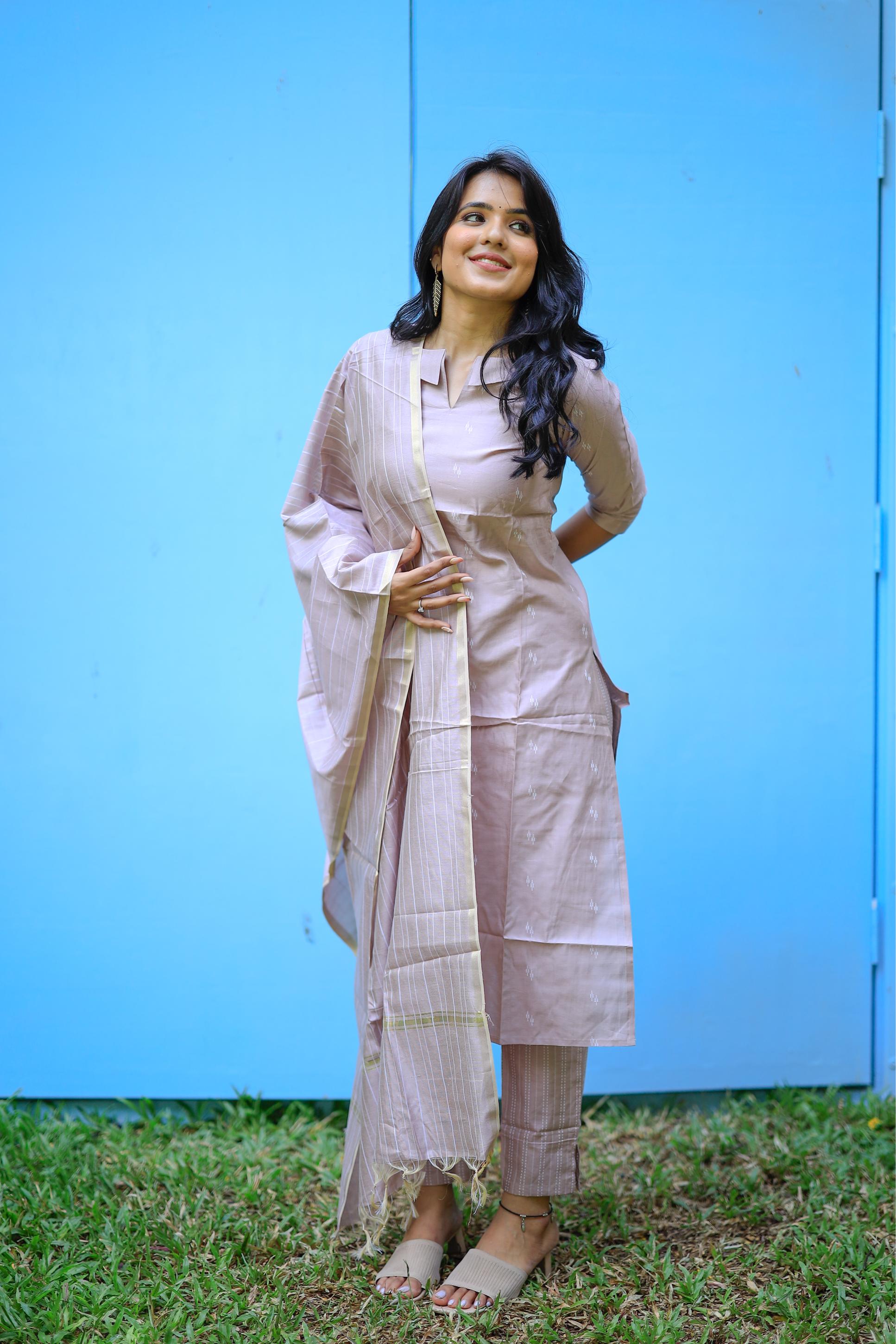 Apeksha (mauve) - kosa silk suit set in a beautiful mauve colour