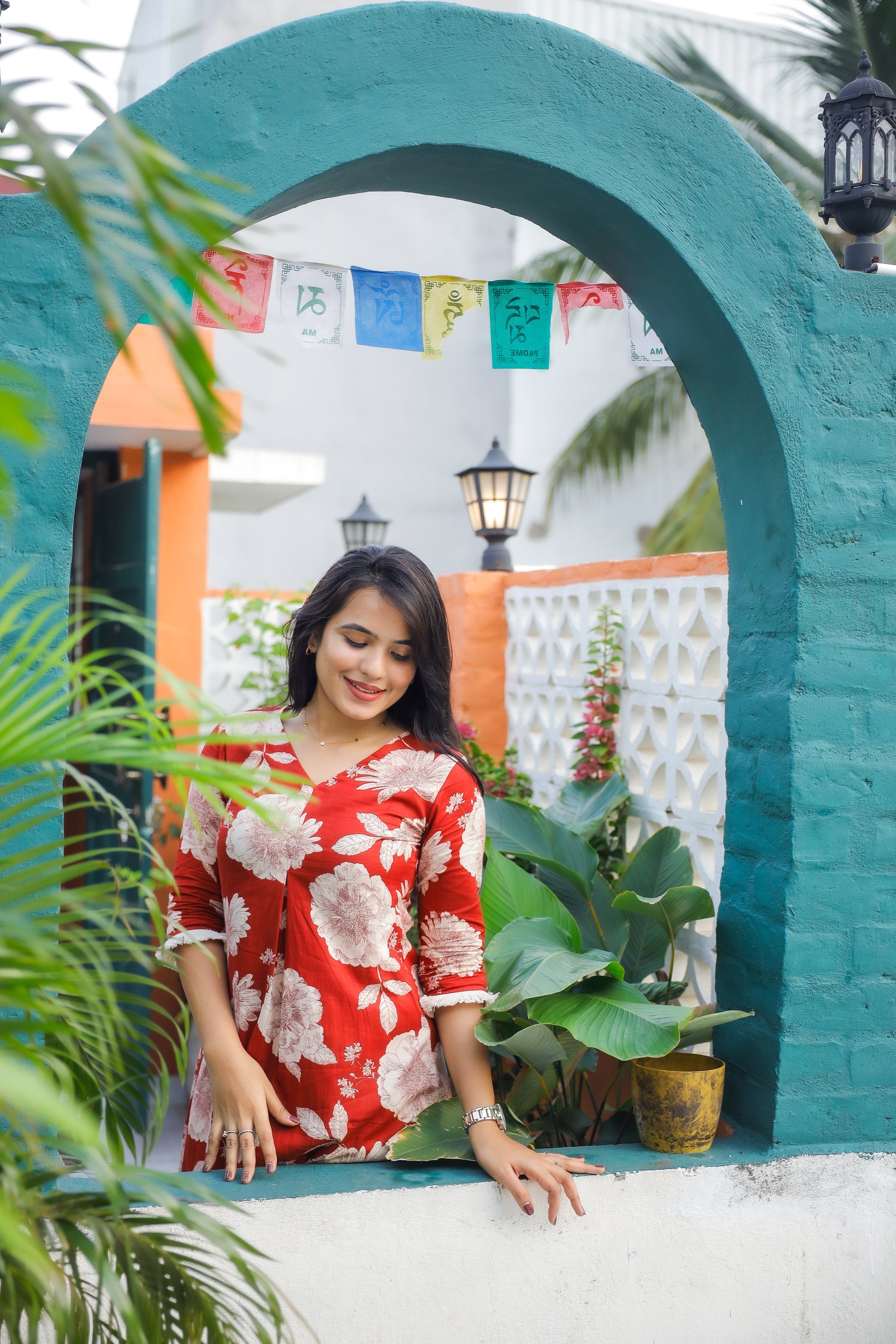 Sreshta - floral hand block printed cotton kurta set in red & white