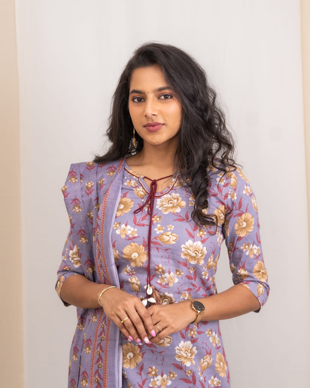 Aarvi - Floral handblock printed suit set in purple