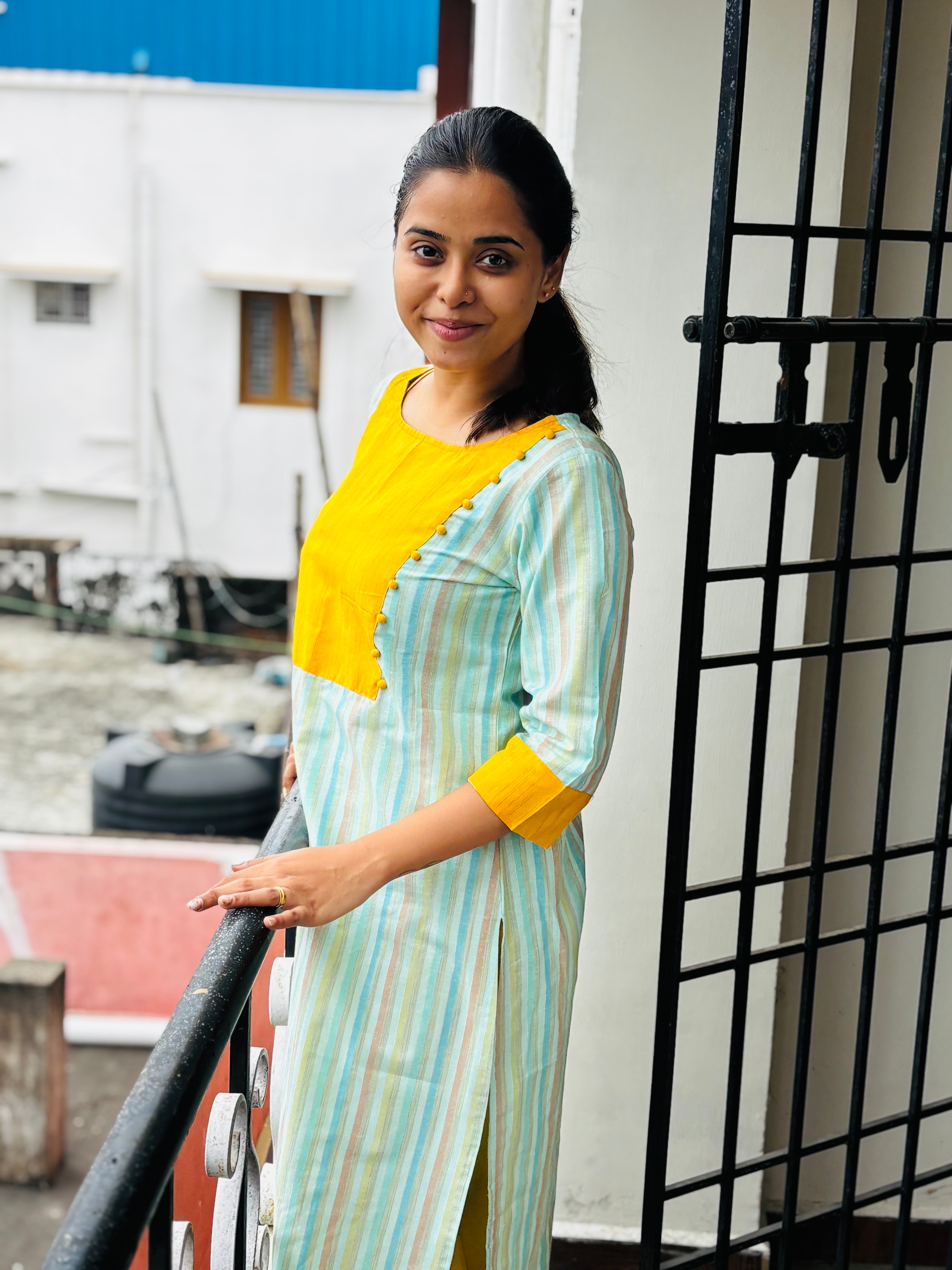 Pattern kurti 35- Handloom cotton kurti in sky blue