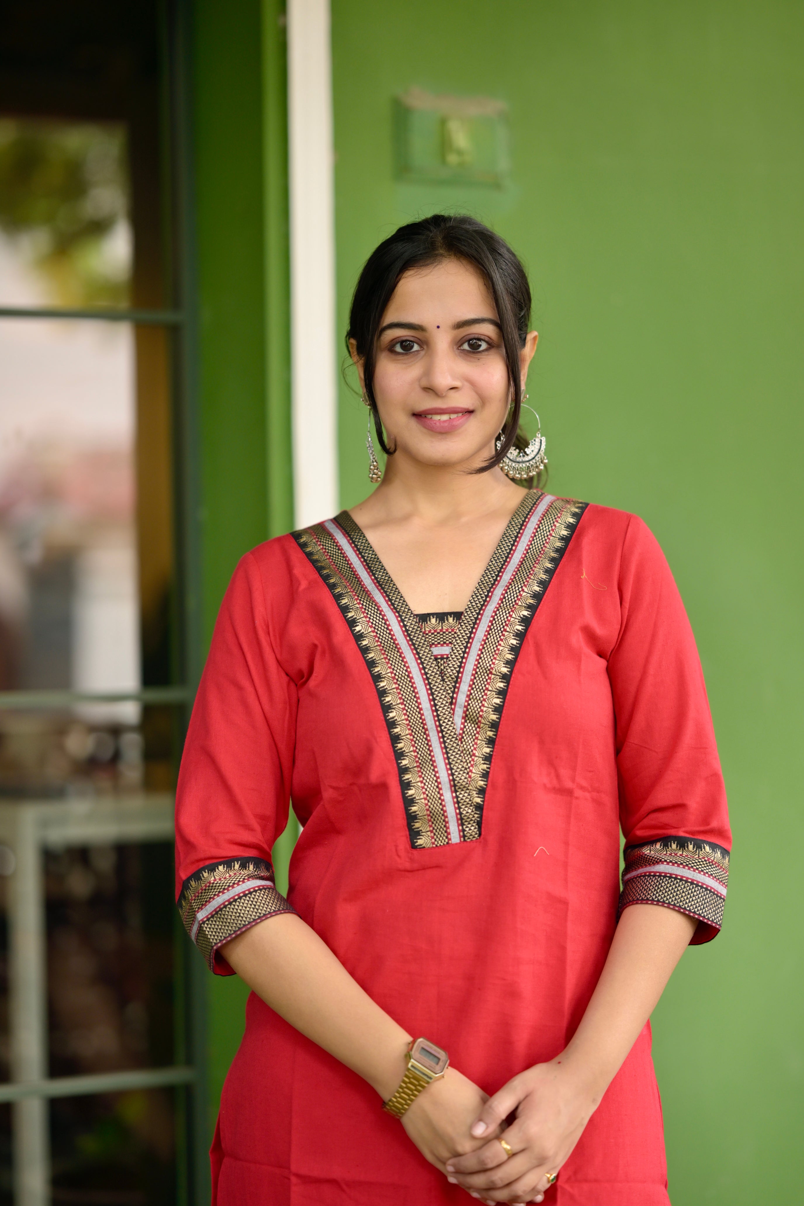 Nayanthara #1 -handloom cotton kurti in red & black with temple border