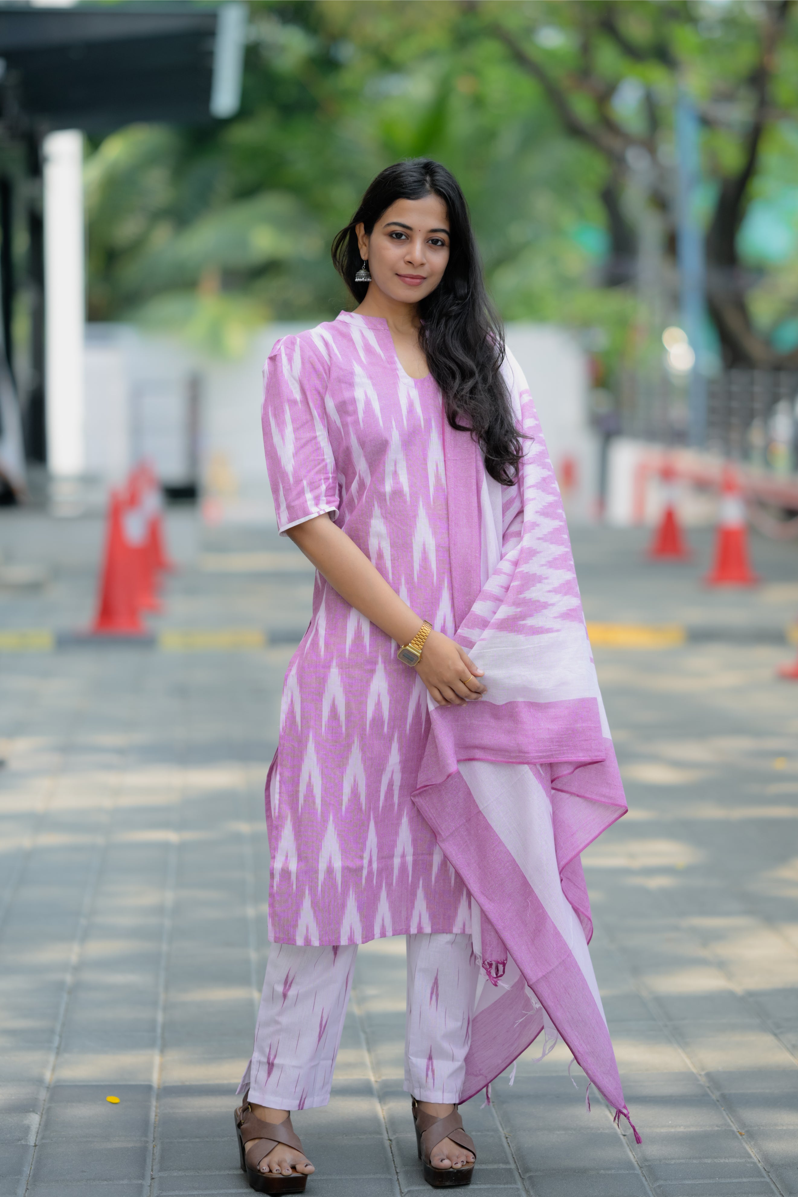 Tejasvi (pink) - handloom ikkat cotton suit set in pink