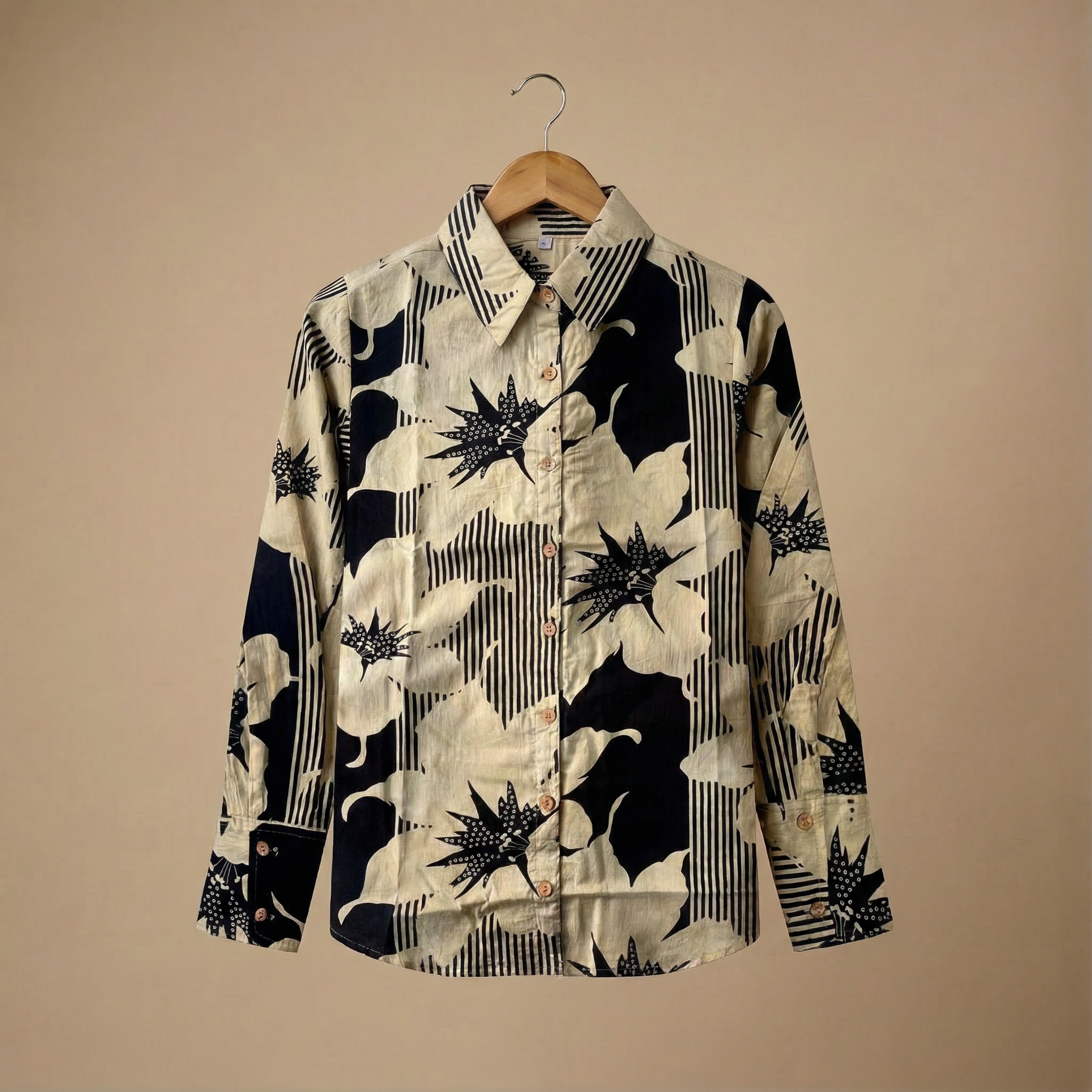 Women's shirt 20- Floral printed organic cotton shirt in cream and black