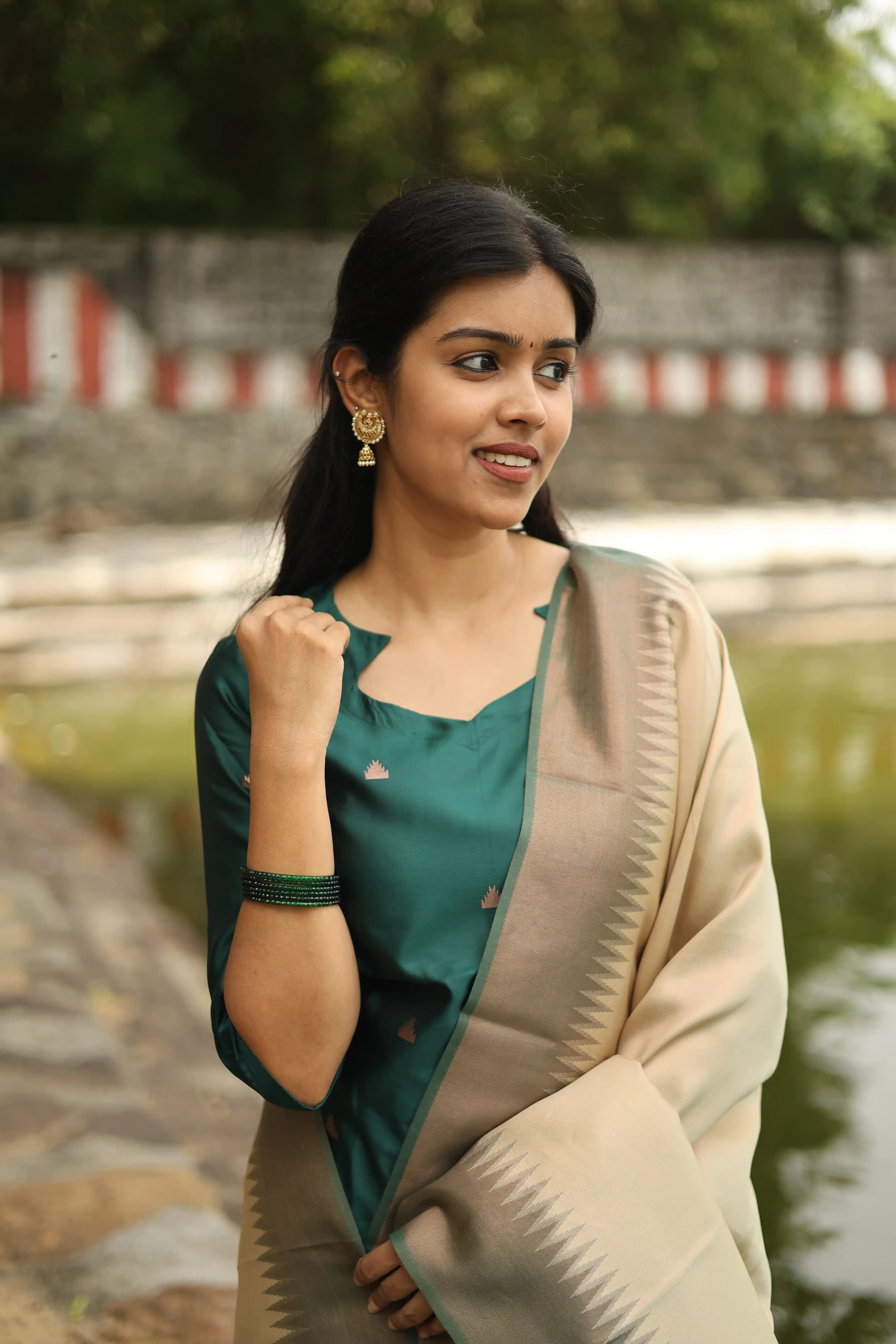 Vruksha Emerald Grace - green vegan silk suit set with beige dupatta with temple border