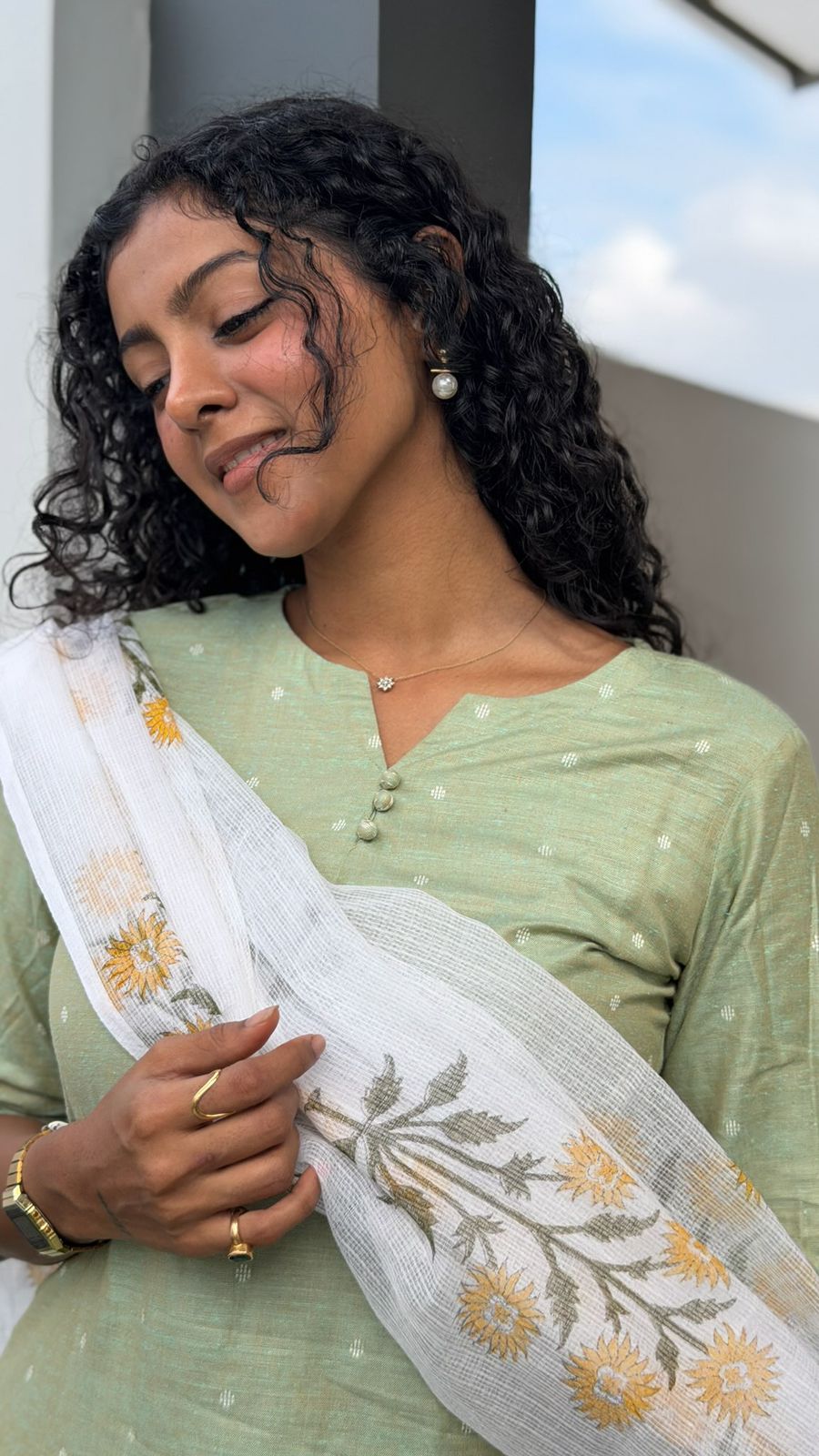 Kavisha - linen cotton flex kurta with mughal handblock printed kota doria dupatta in green