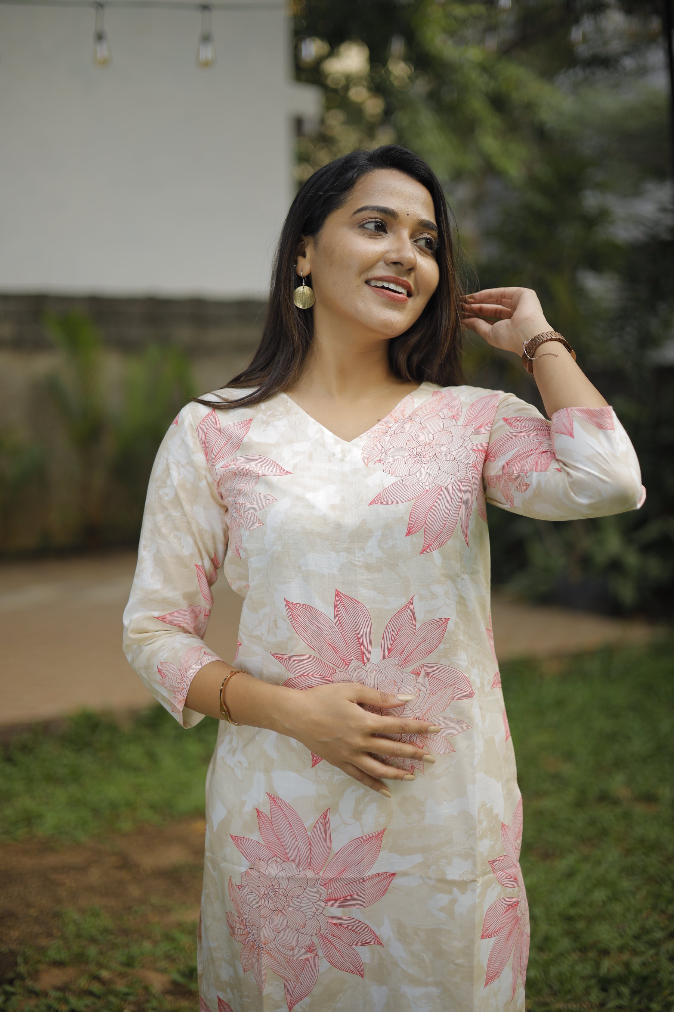 Kurti -119 - lotus printed cotton kurti in cream and pink