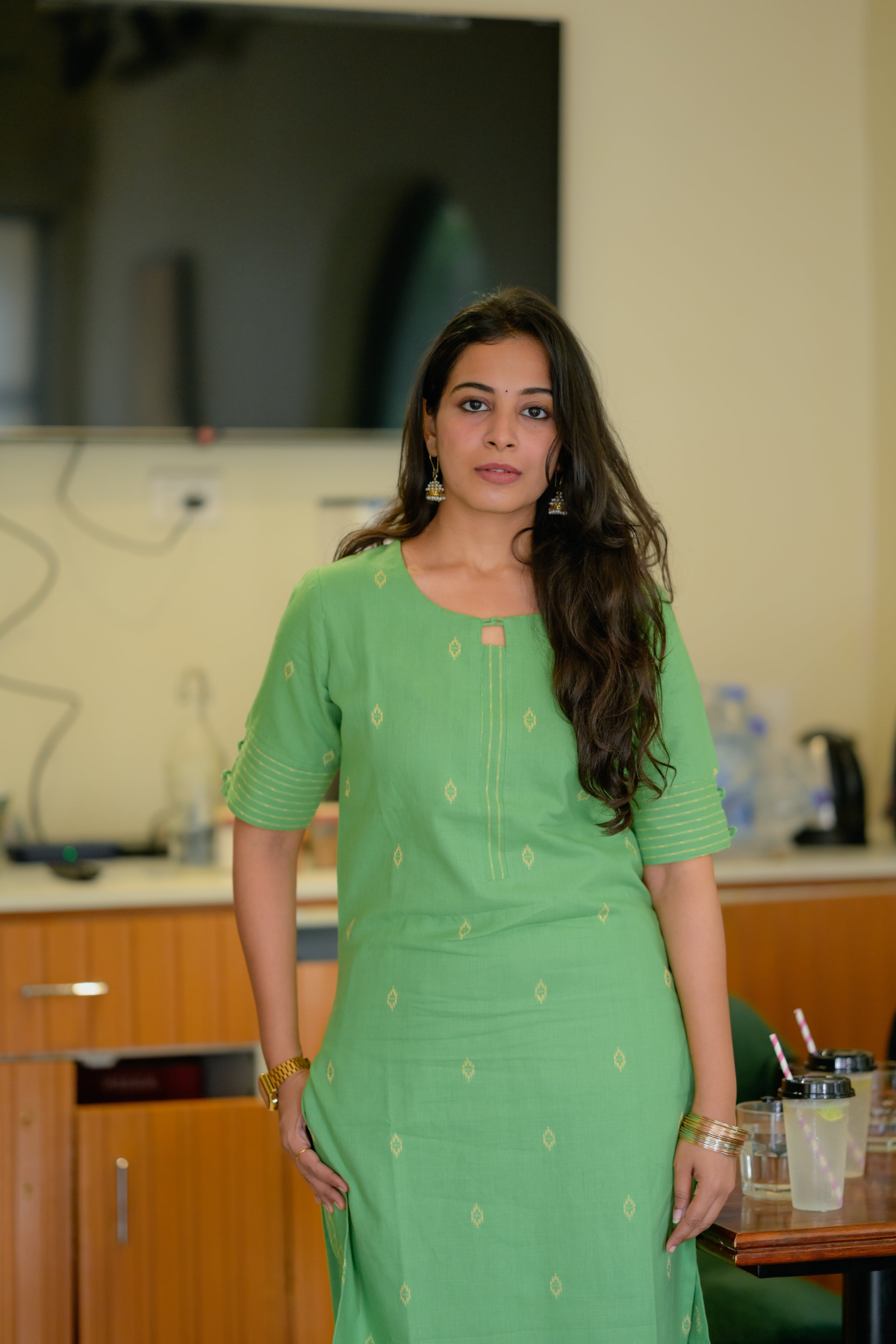 Ina (green) - handloom linen cotton kurta set in green
