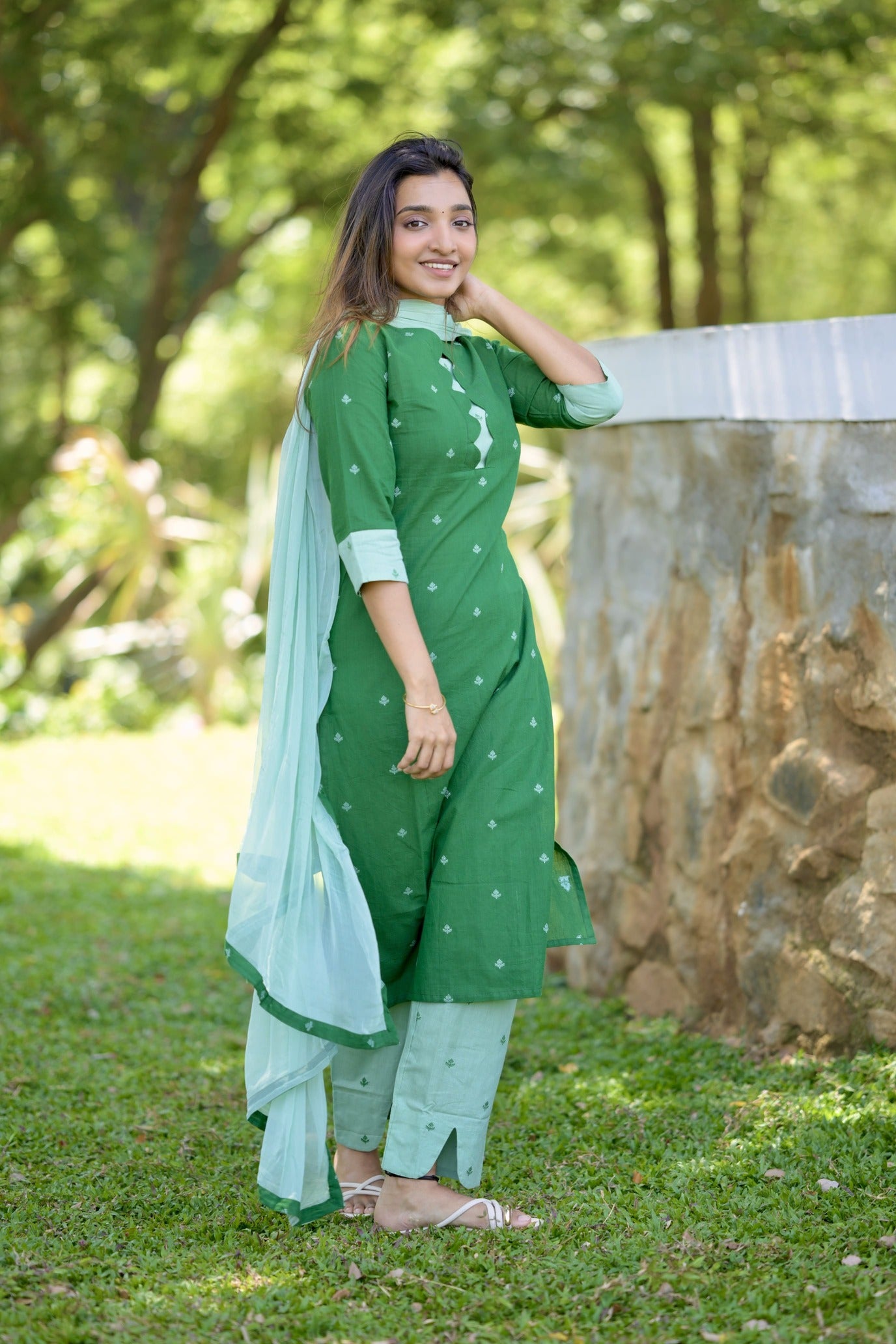 Vidya (green) - handloom cotton suit set with chiffon dupatta in green colour