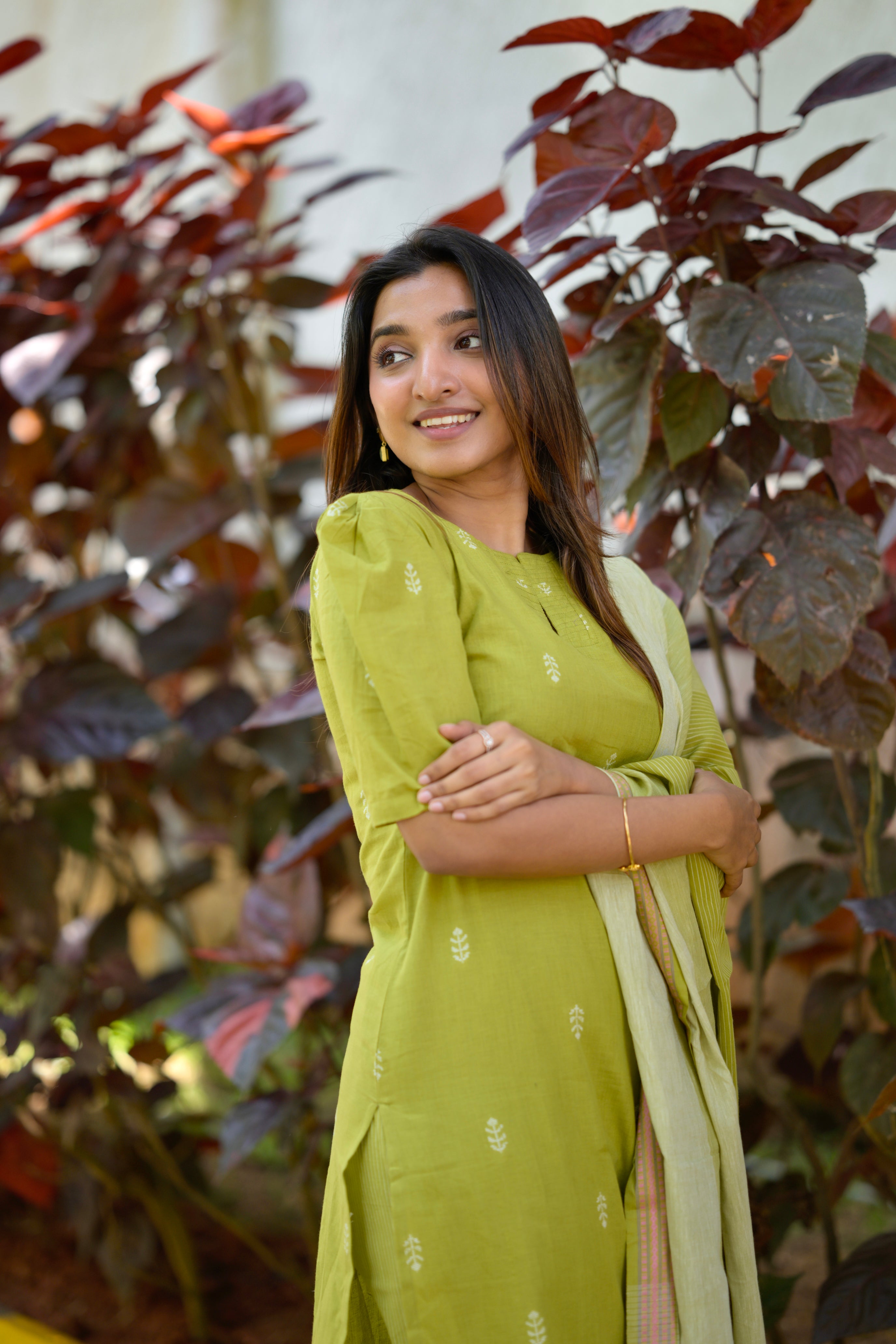 Padmashree ( green ) - handloom cotton suit set in green