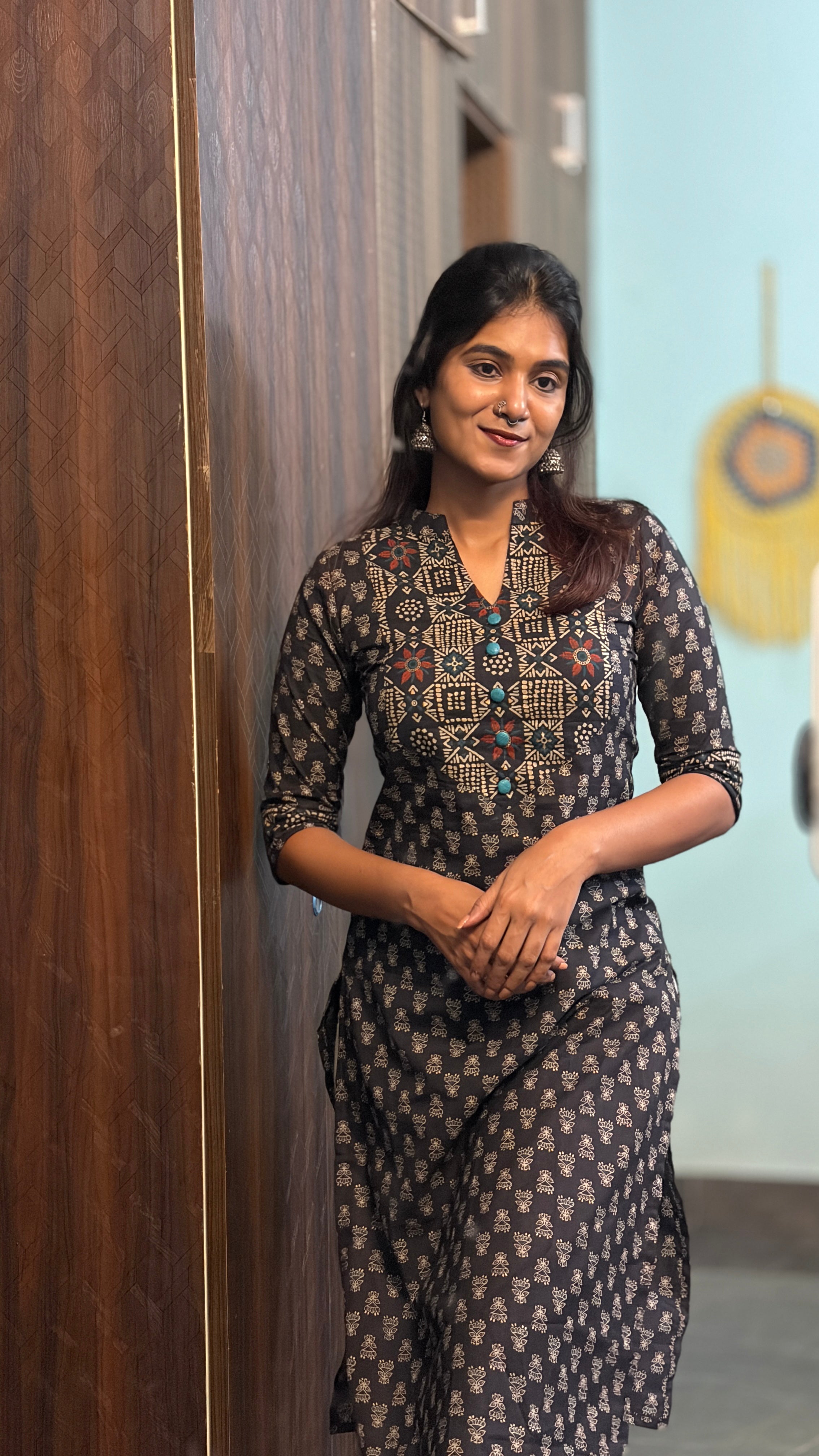 Pattern kurti 29- Handloom cotton kurti in black and white