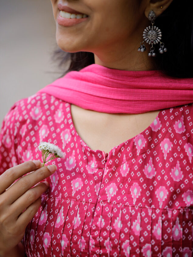Nardana pink -  ikkat cotton suit set in pink with kota doria dupatta with Ikkat potli tassels