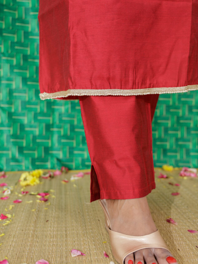 Dwija - semi silk kurta set with work in red