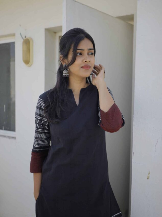Yashna - Handloom cotton kurta with hand woven butta and embroidery in black with black trousers