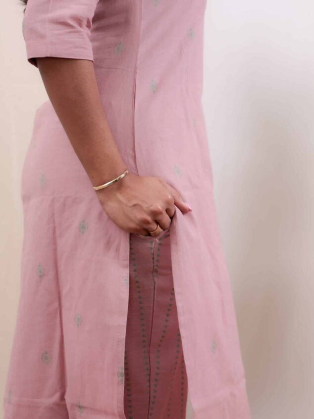 Anupama - handloom cotton kurta set in peach & green